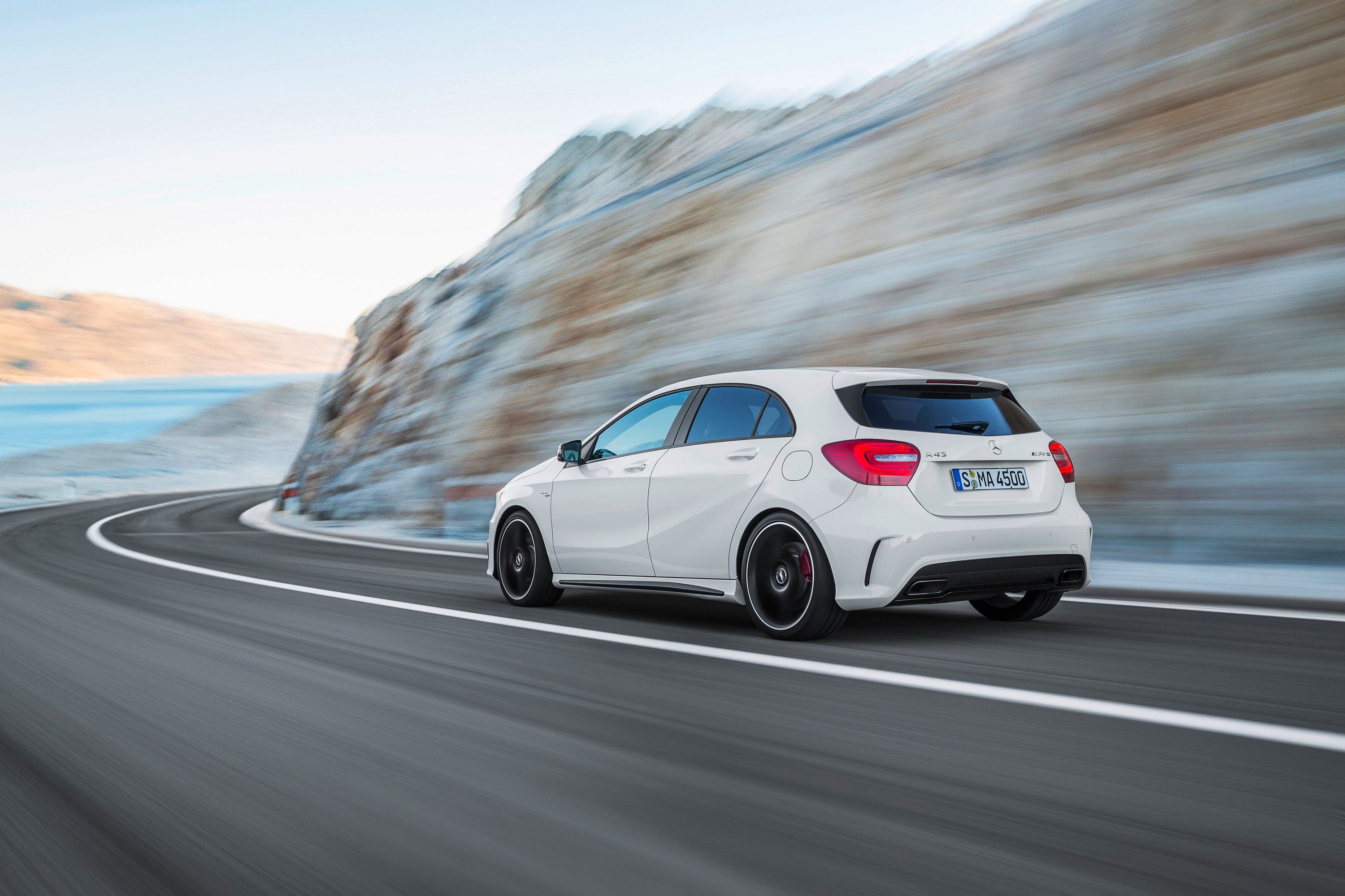 2014 Mercedes-Benz A45 AMG 