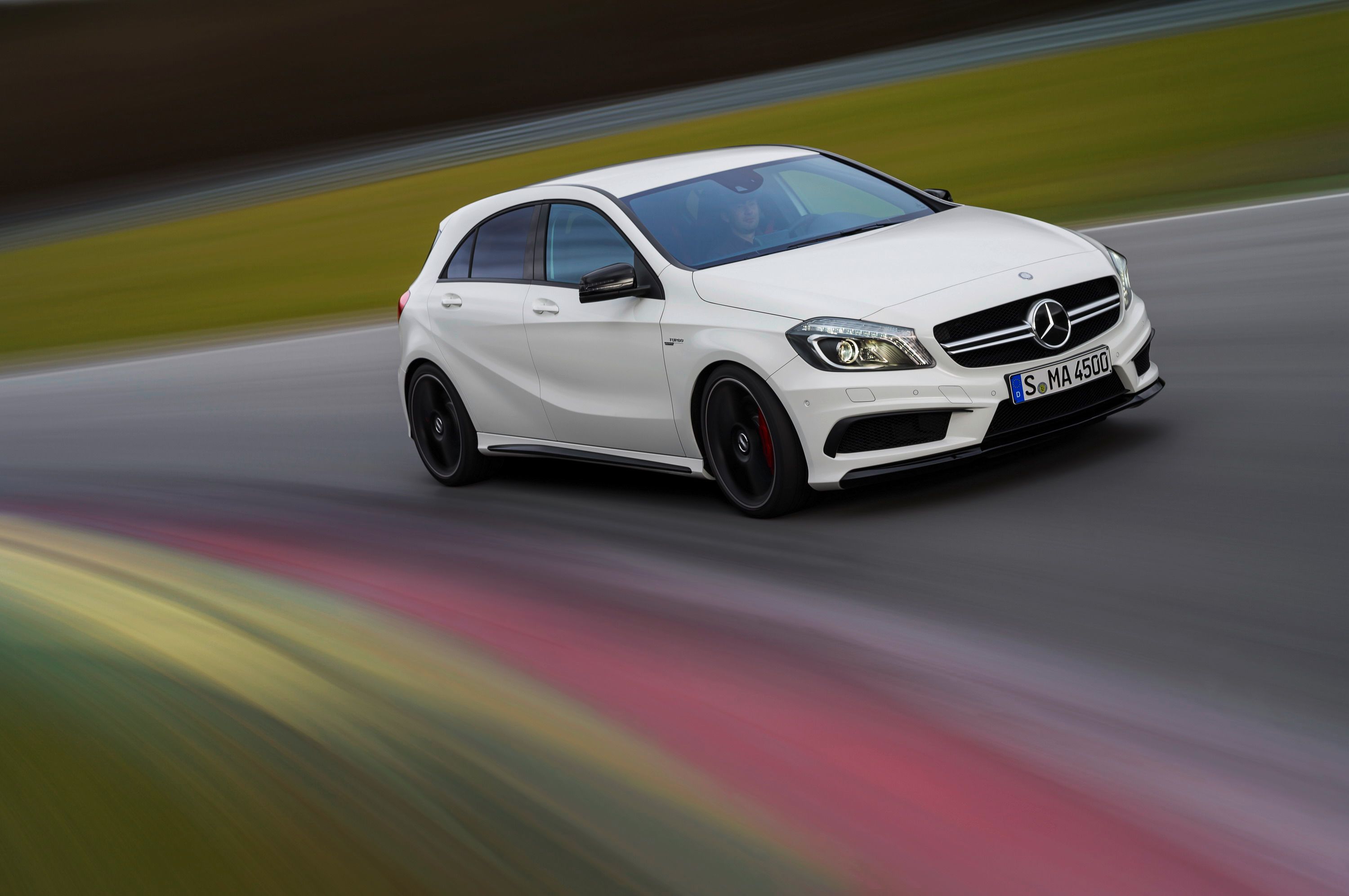 2014 Mercedes-Benz A45 AMG 