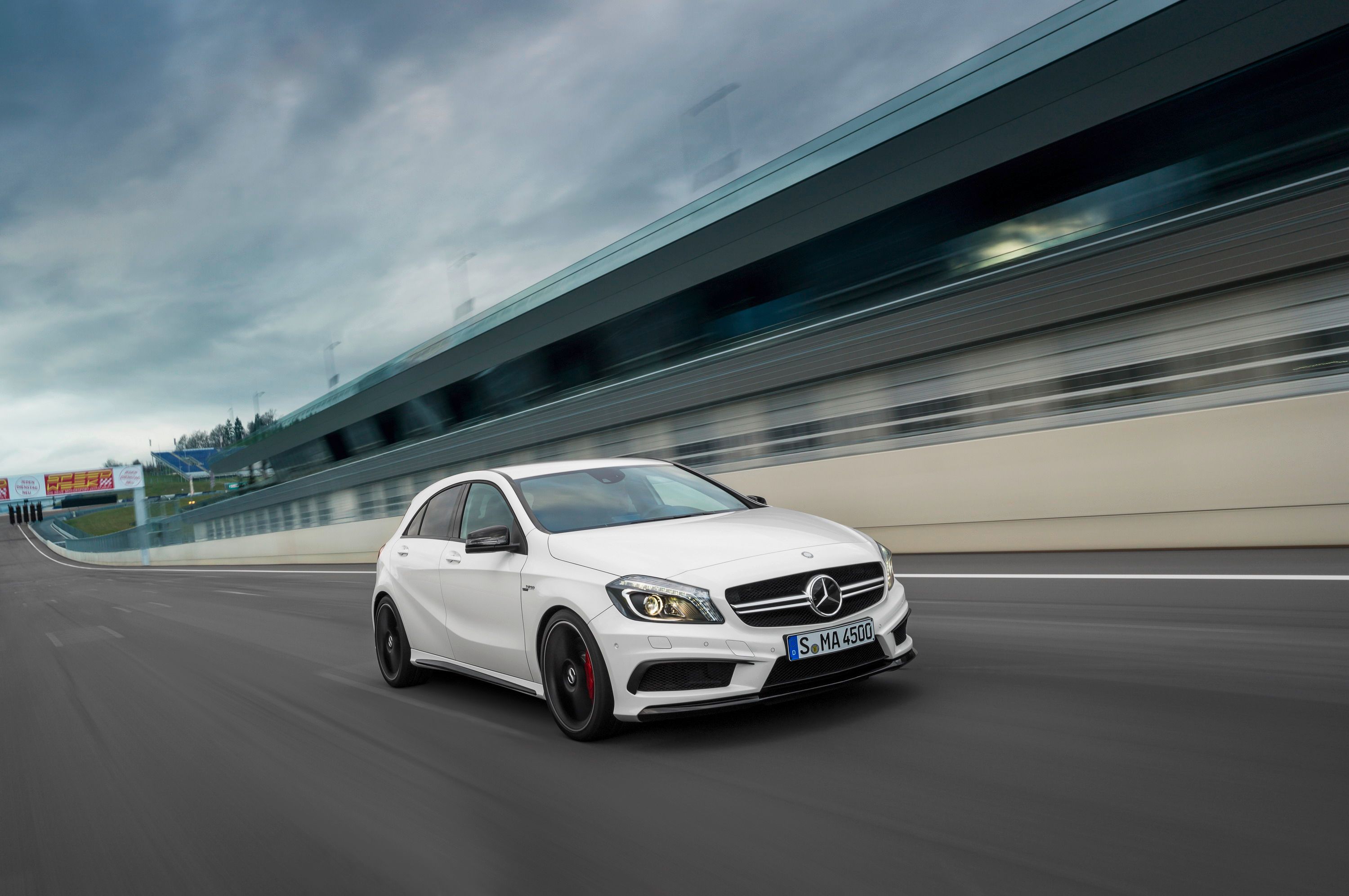 2014 Mercedes-Benz A45 AMG 