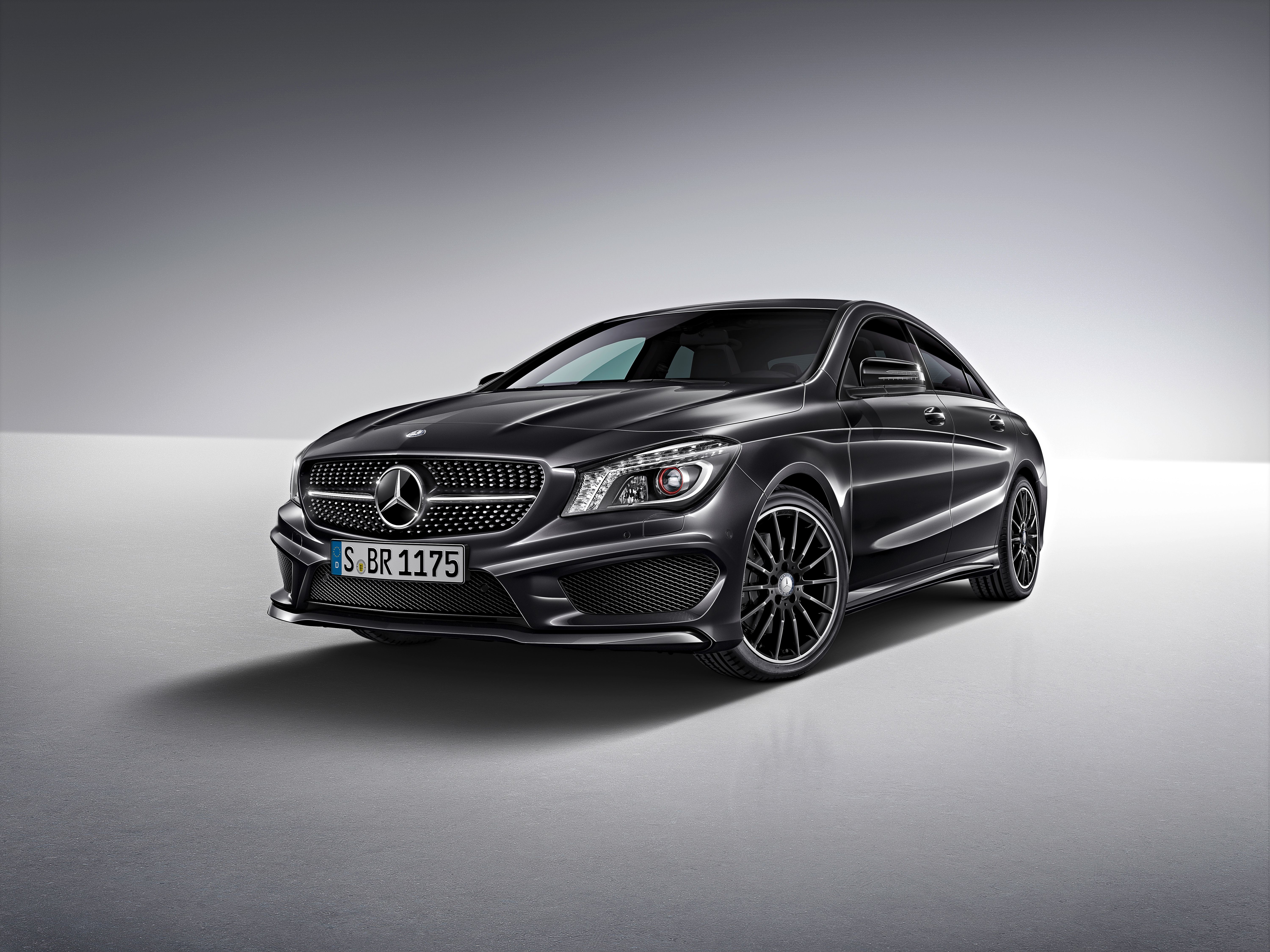 2014 Mercedes CLA Edition 1