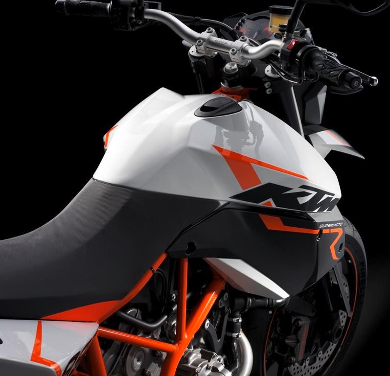 2013 KTM 990 SM R