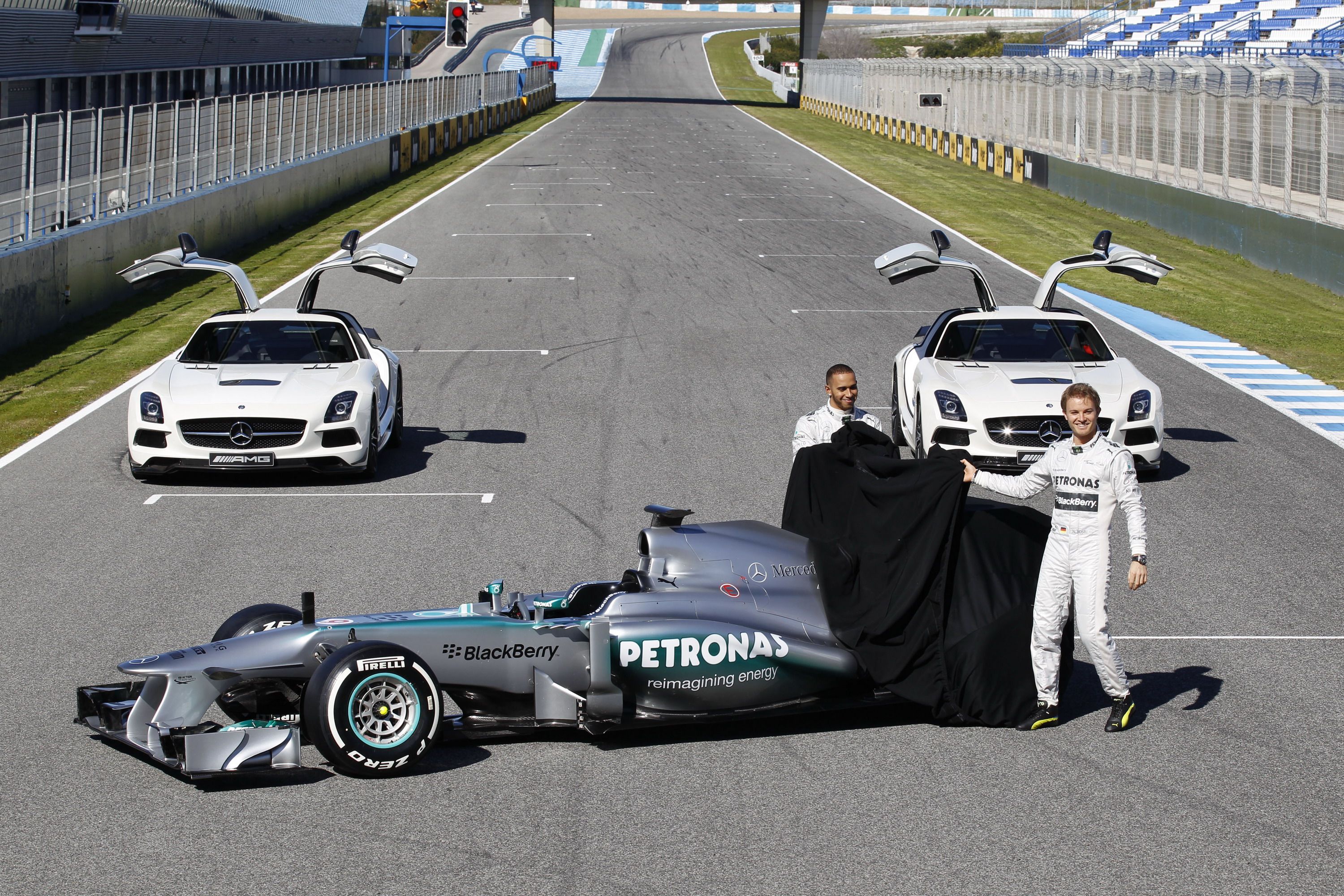 2013 Mercedes F1 W04