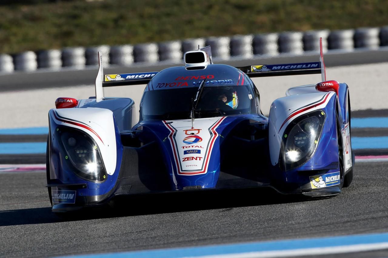 2013 Toyota TS030 Hybrid Race Car