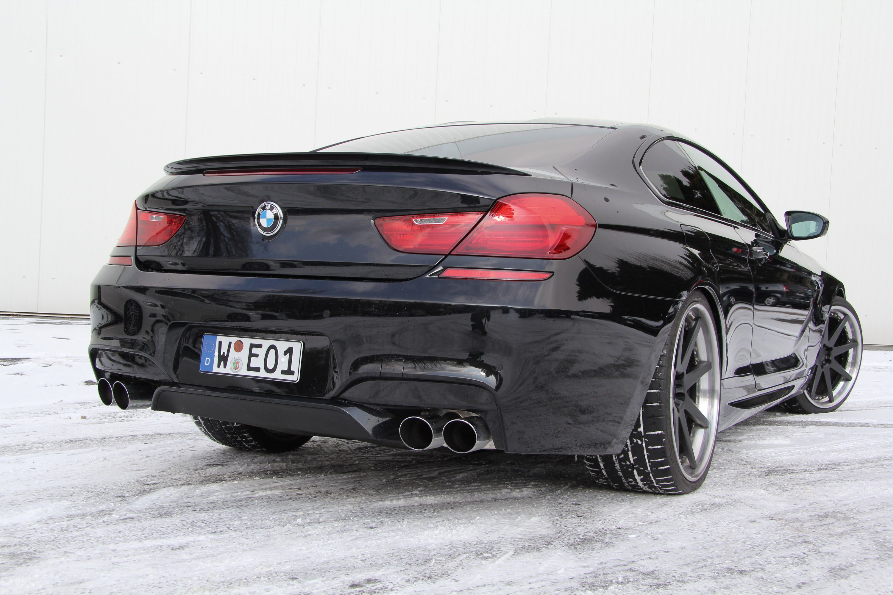 2013 BMW M6 by Manhart Racing