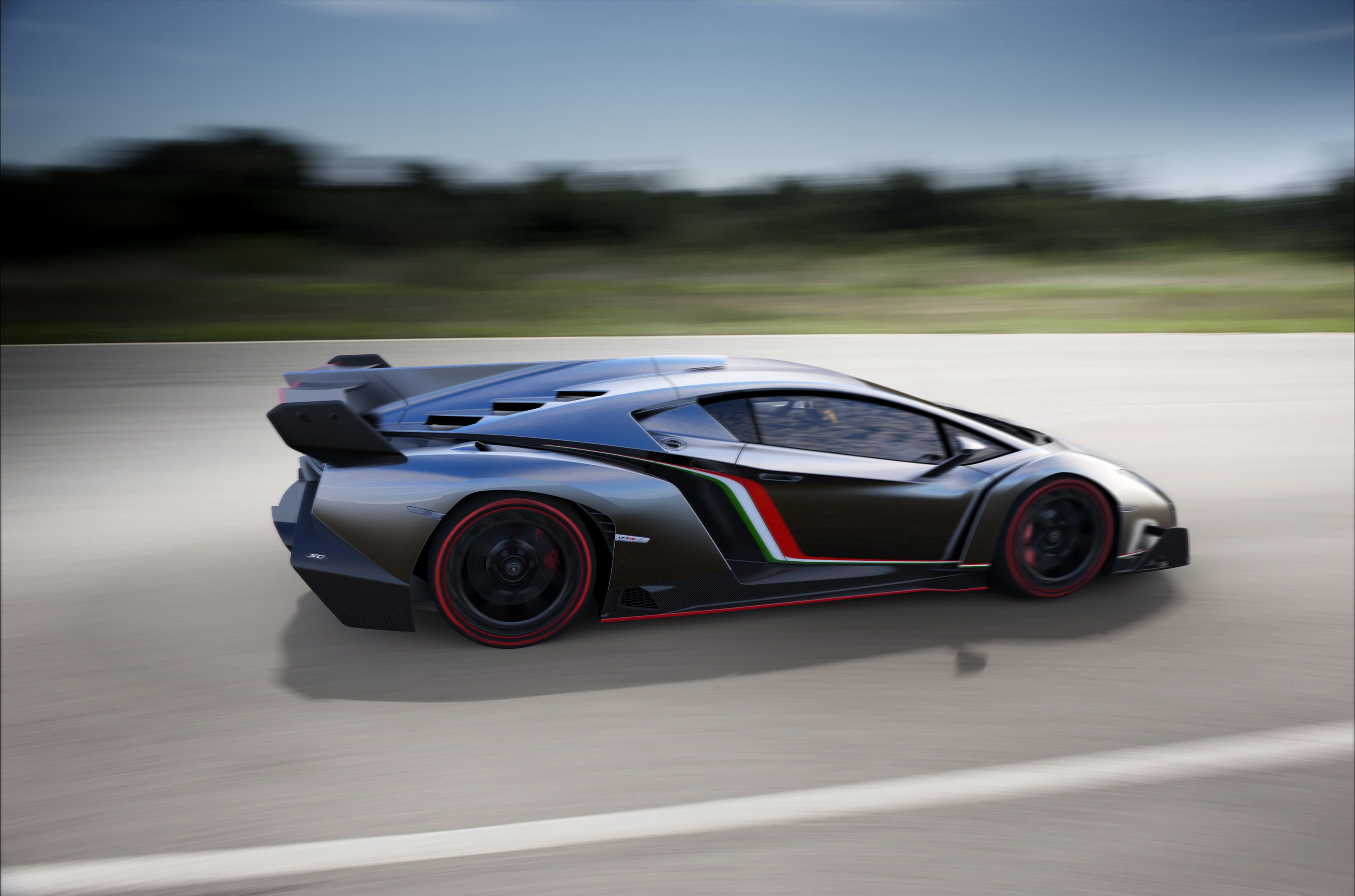 2013 Lamborghini Veneno