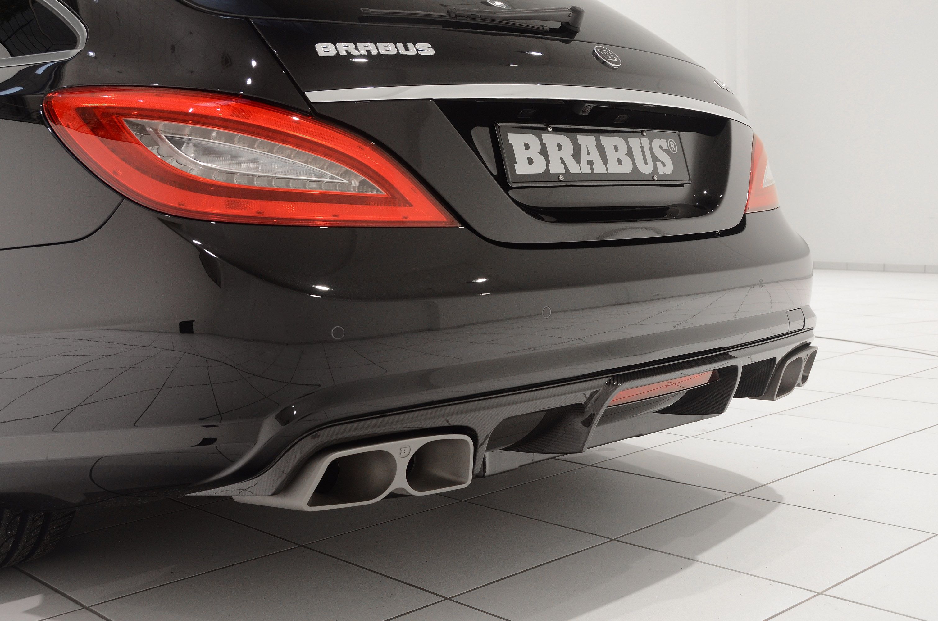 2013 Mercedes CLS63 AMG B63S-730 by Brabus
