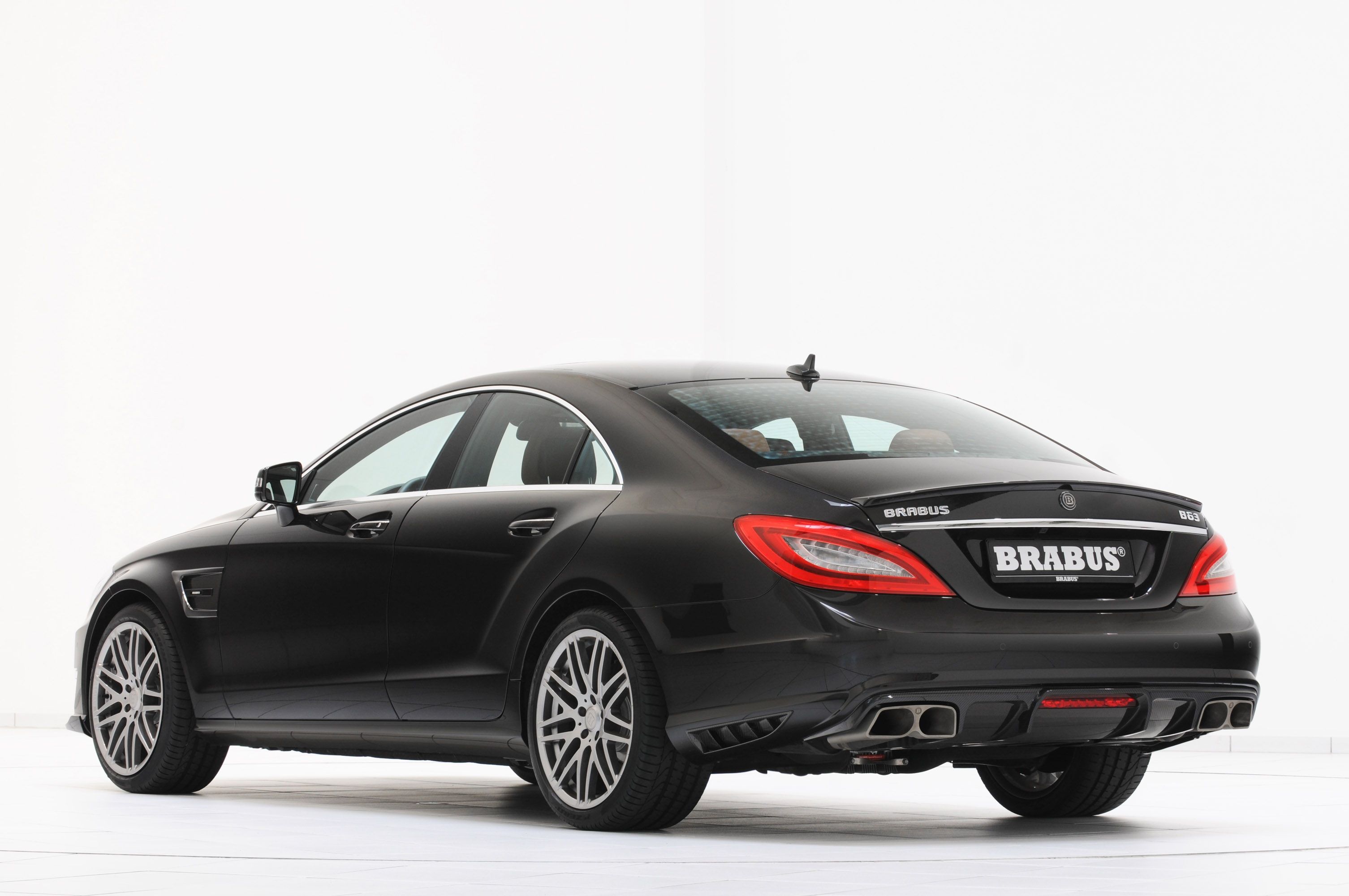 2013 Mercedes CLS63 AMG B63S-730 by Brabus