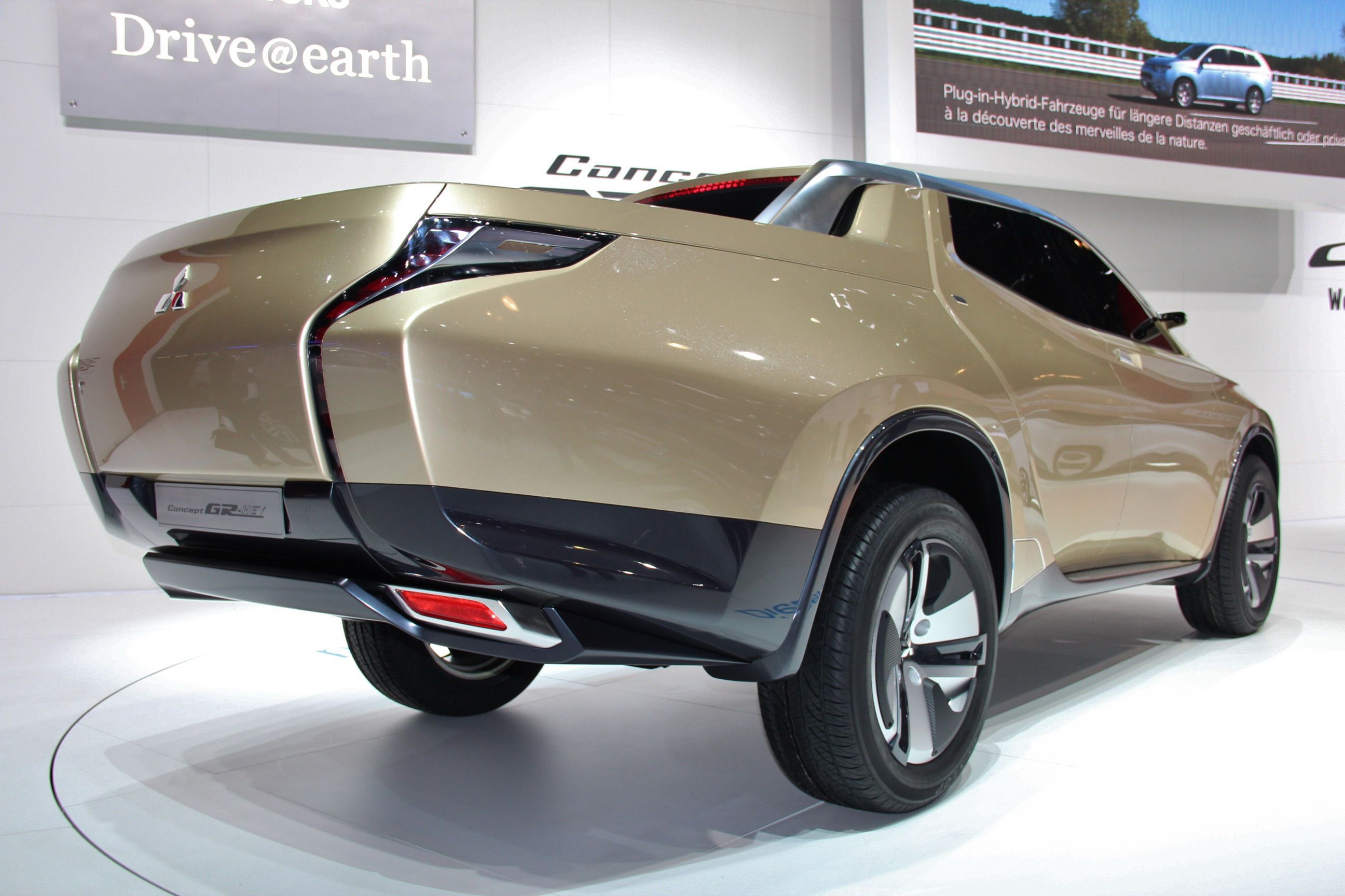 2013 Mitsubishi GR-HEV Concept