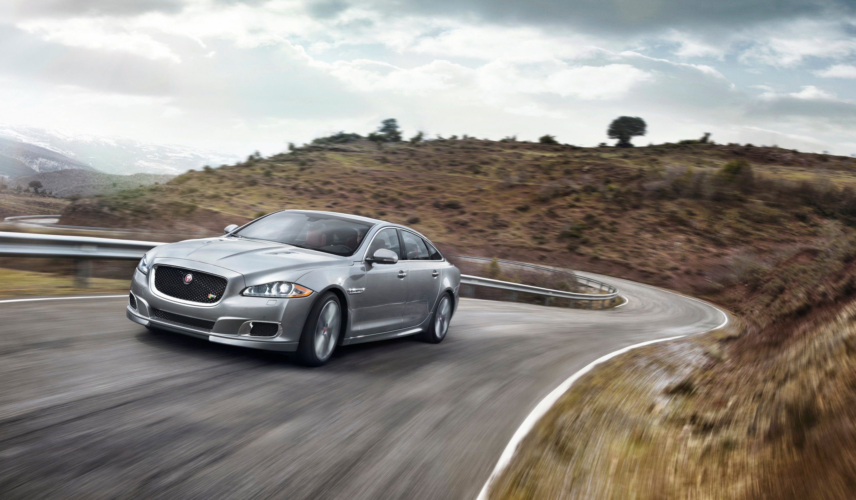 2014 Jaguar XJR