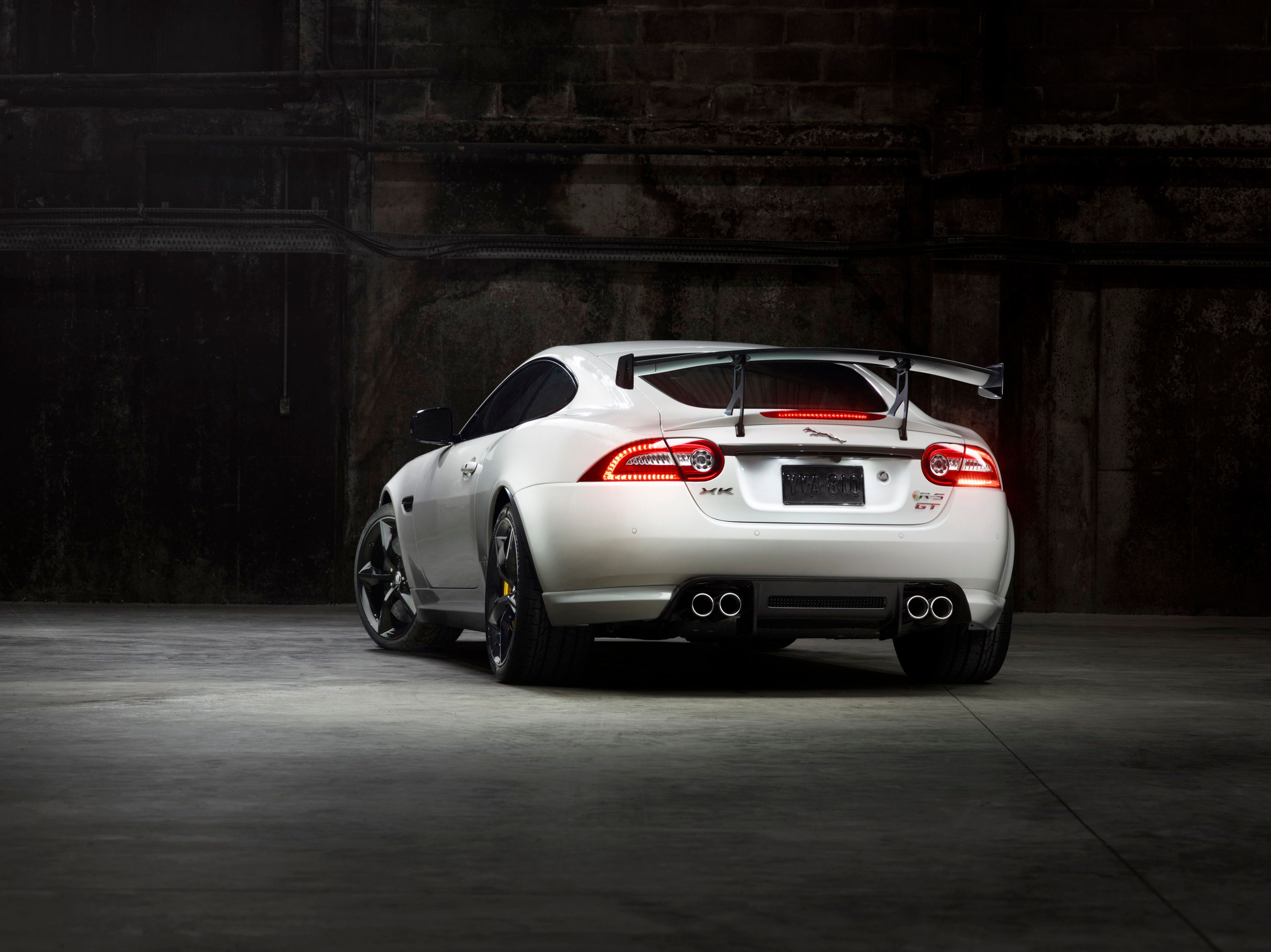 2014 Jaguar XKR-S GT