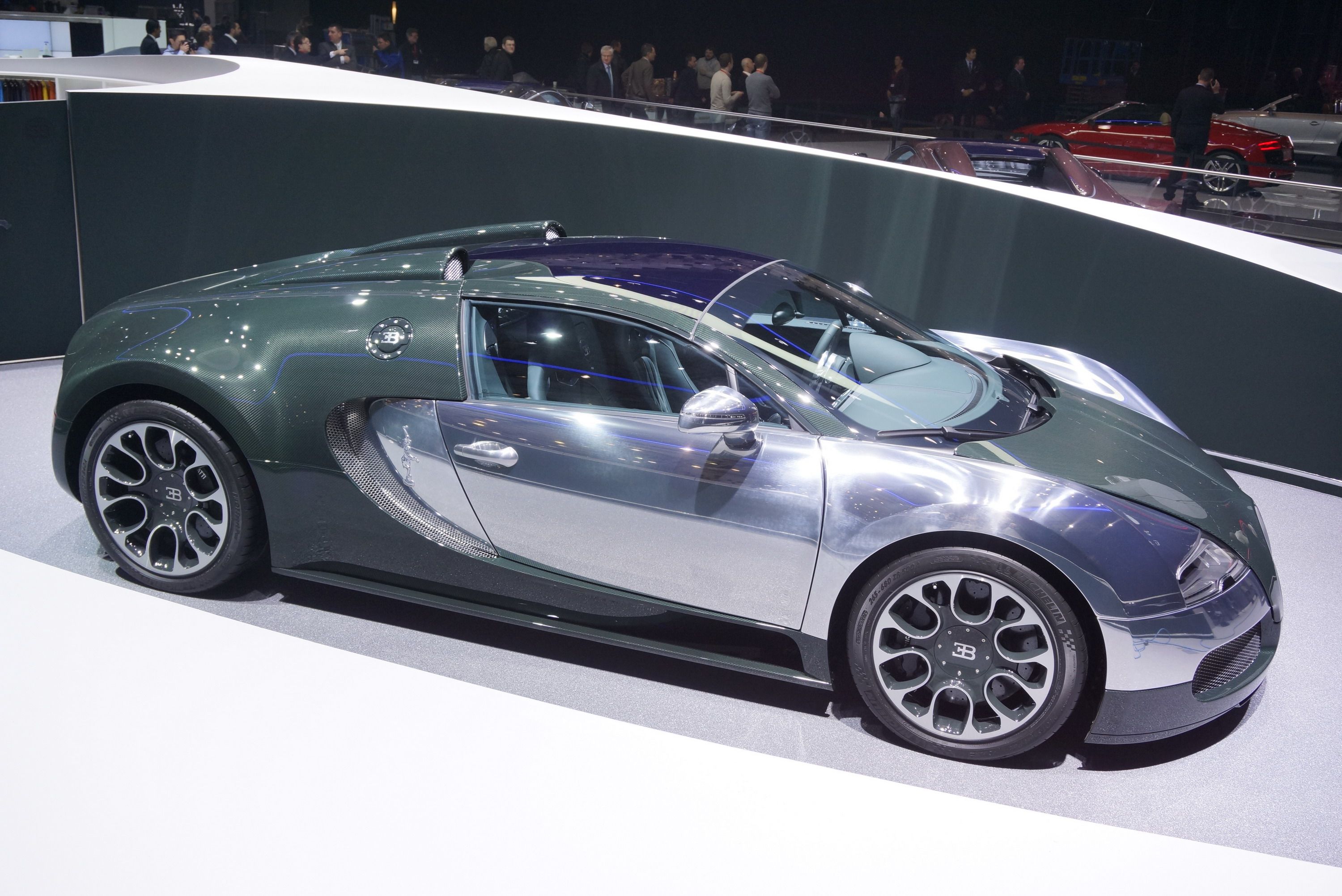 2013 Bugatti Veyron 16.4 Grand Sport Green Carbon