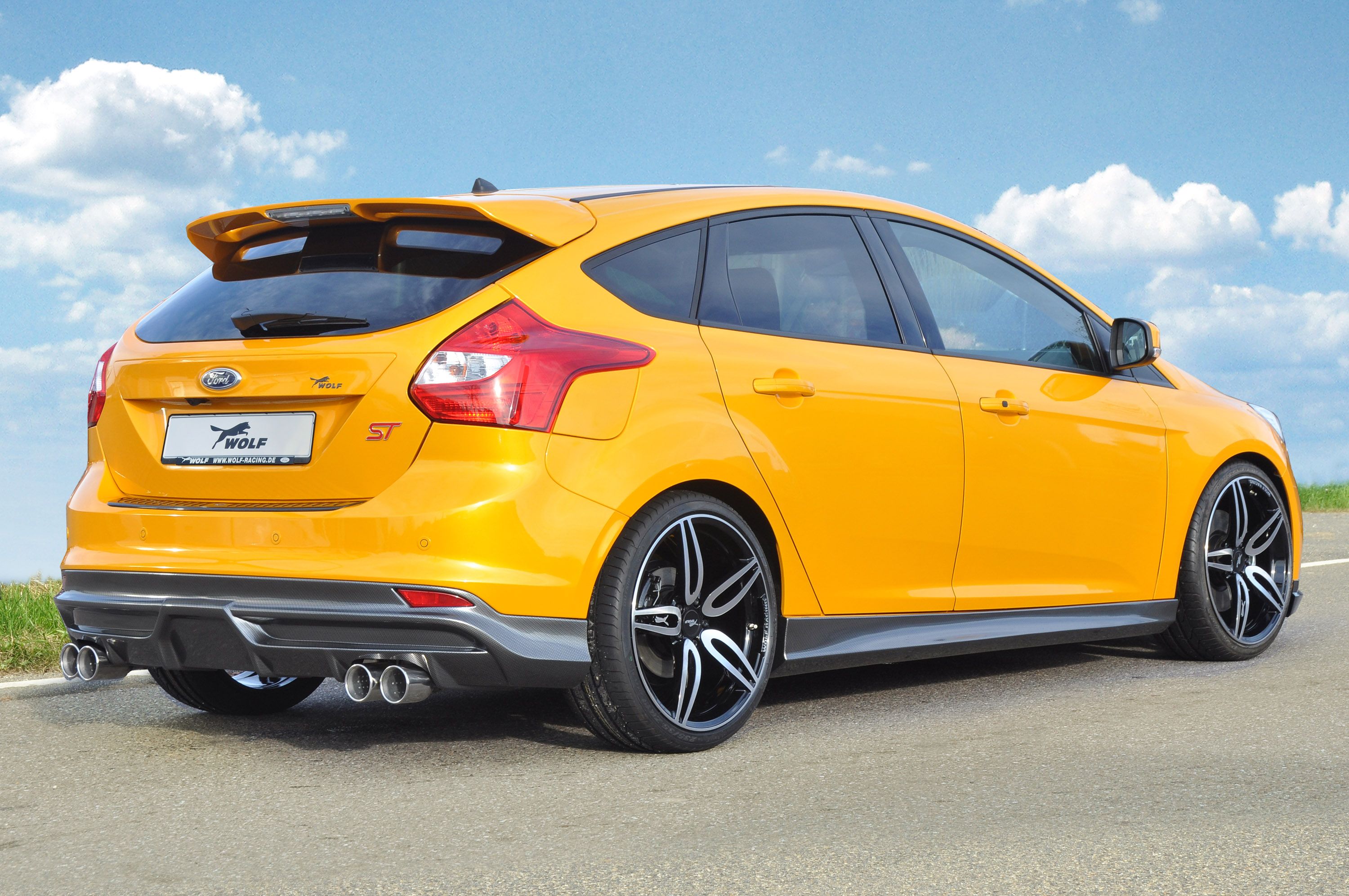 2013 Ford Focus ST by Wolf Racing