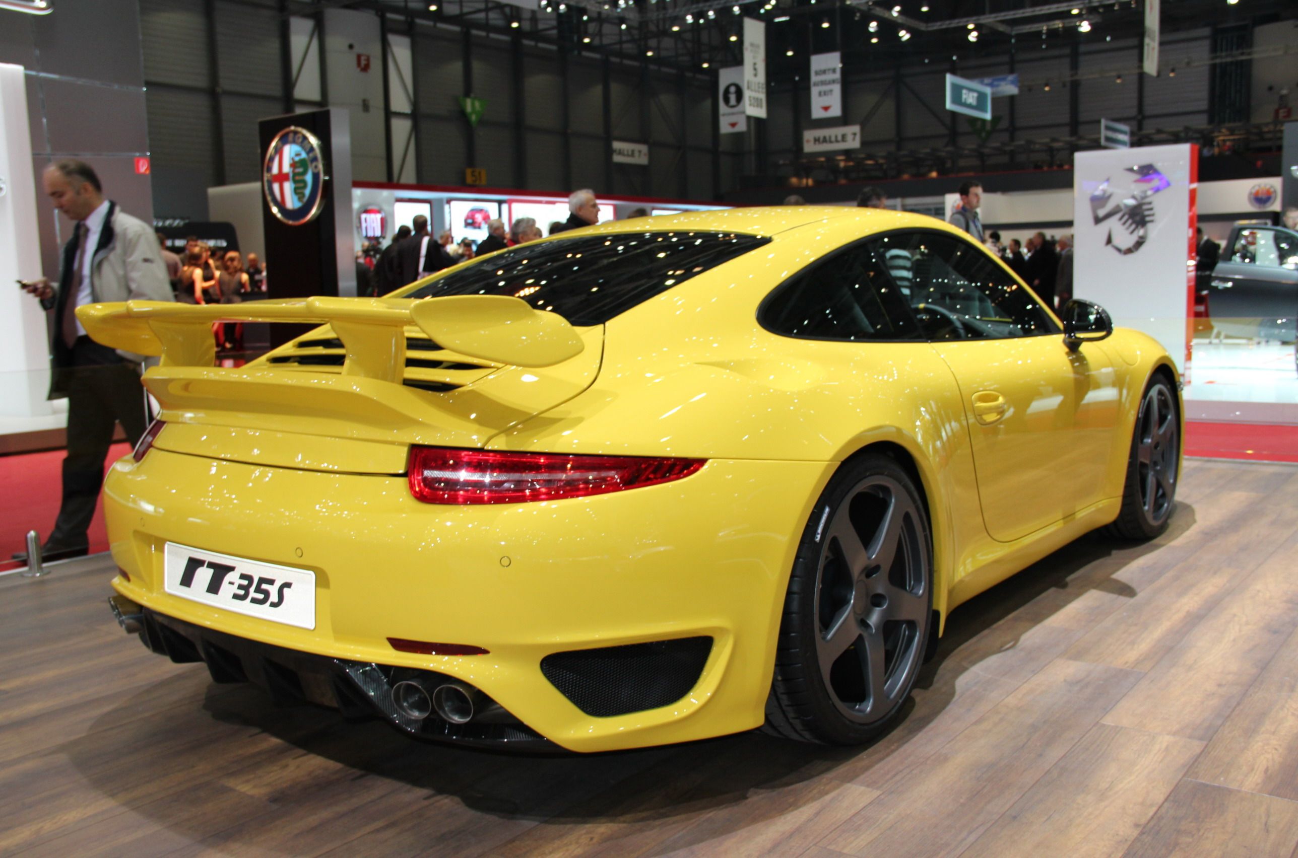 2013 Porsche 911 RT-35s by RUF