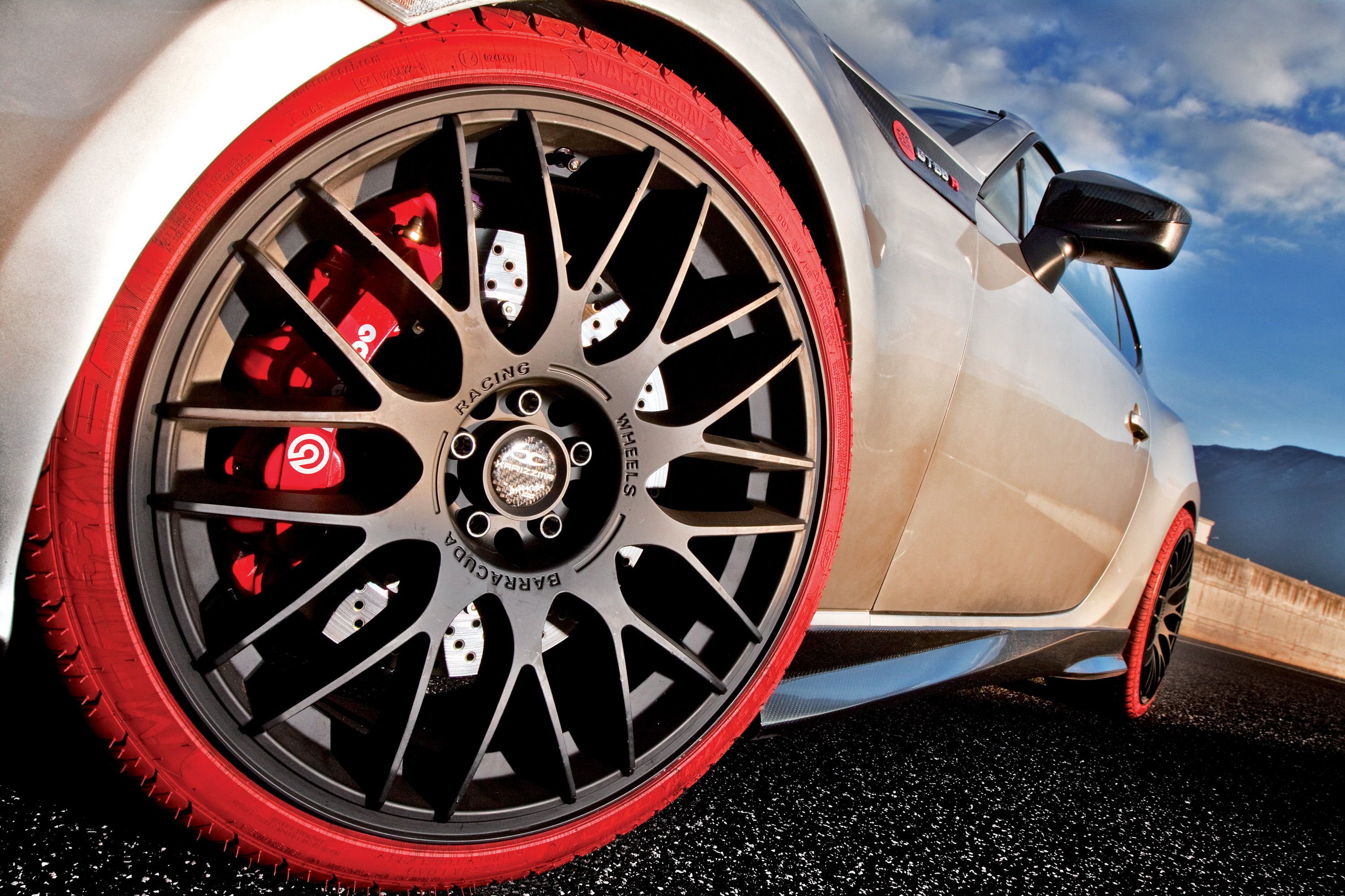 2013 Toyota GT86-R Eco Explorer by Marangoni Tyre