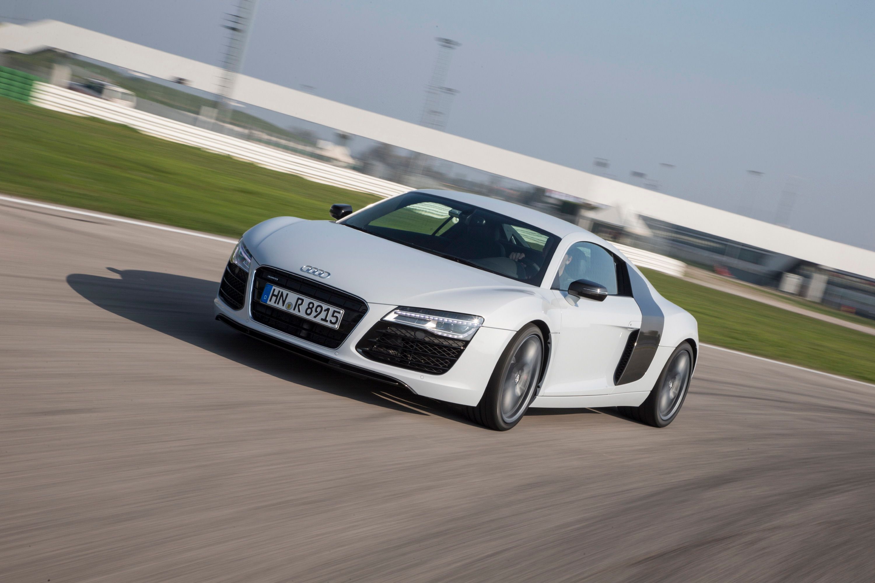 2014 - 2015 Audi R8 V8 Coupe