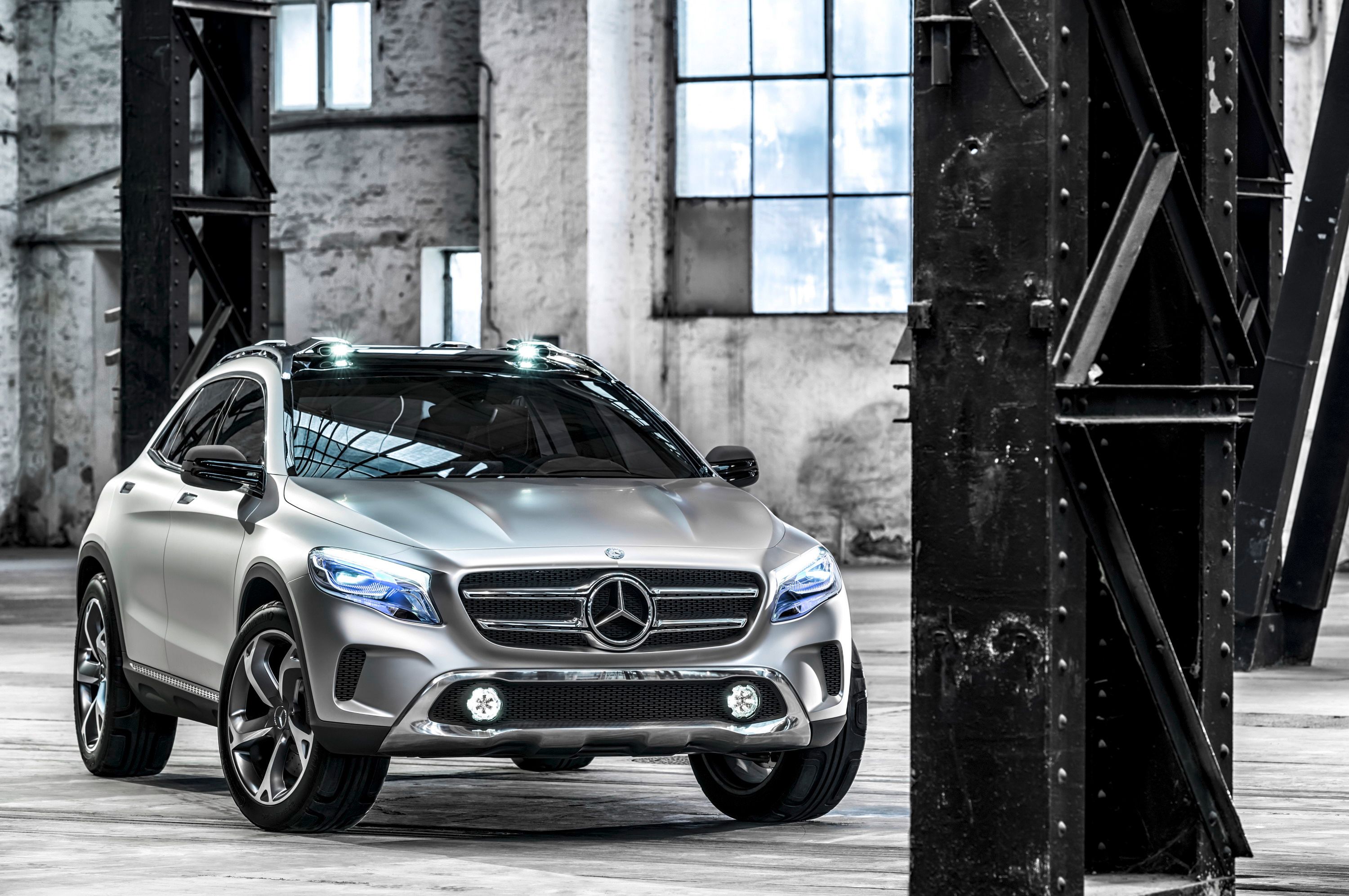 2015 Mercedes-Benz Concept GLA