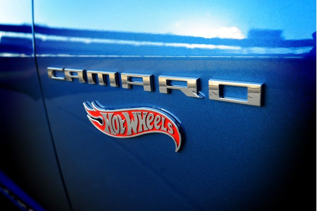 2013 Chevrolet Camaro Convertible Hot Wheels Edition