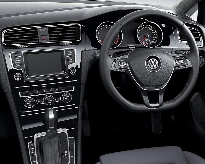 2013 Volkswagen Golf 