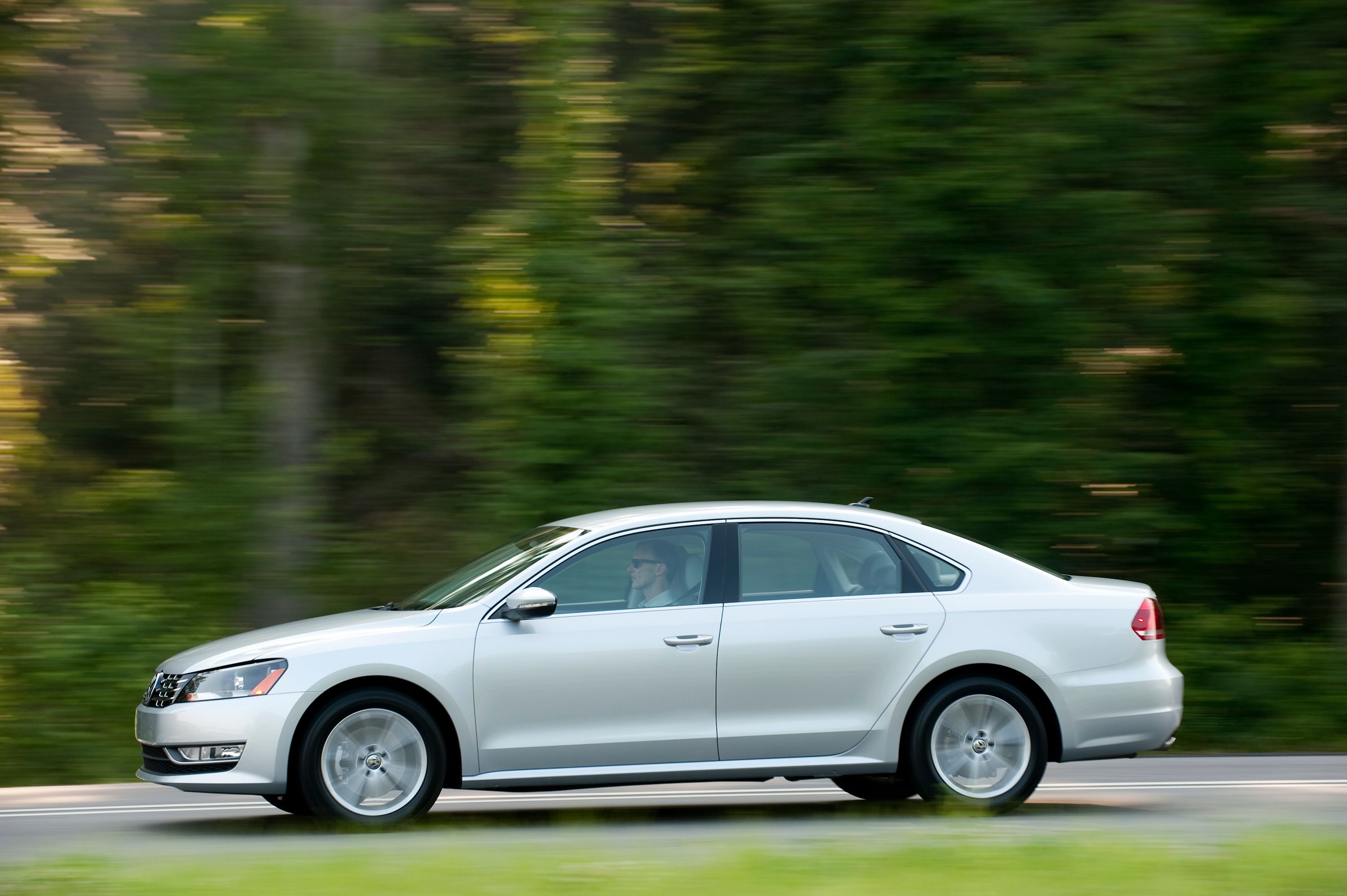 2013 Volkswagen Passat Wolfsburg Edition