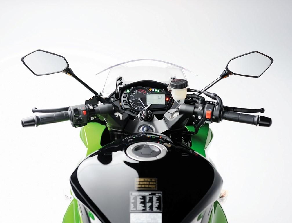 2013 Kawasaki Z1000 Sport