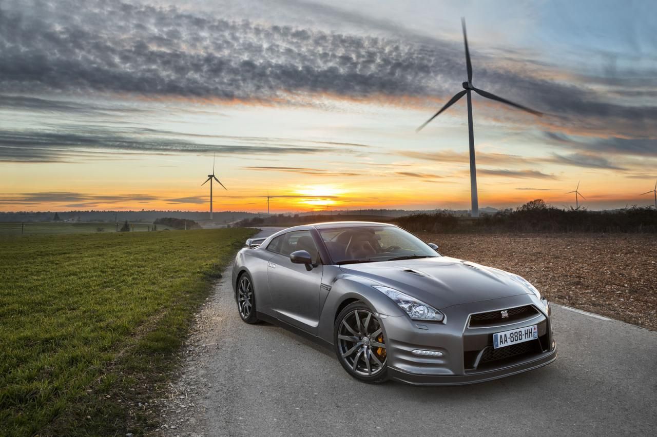 2014 Nissan GT-R Gentleman Edition