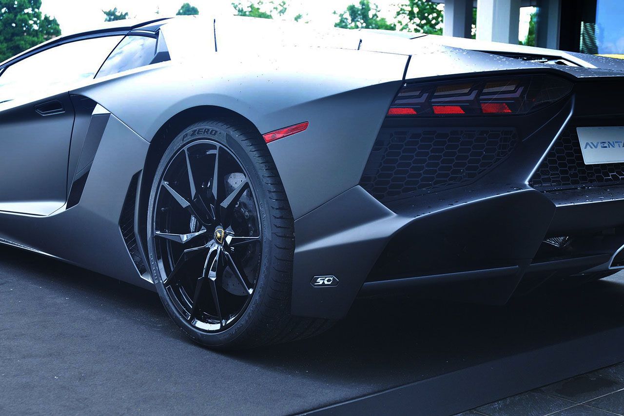 2014 Lamborghini Aventador Roadster LP720-4 50° Anniversario