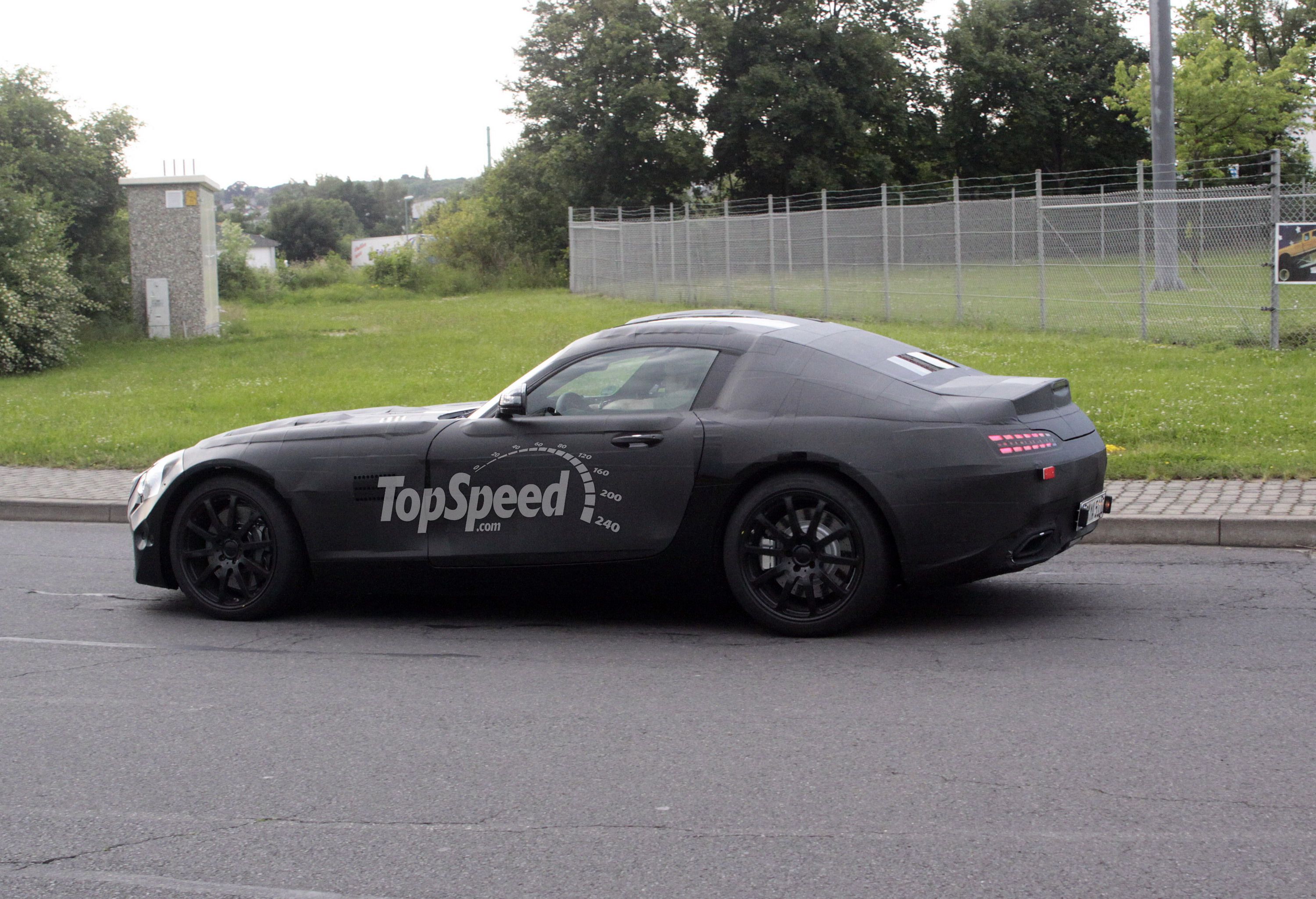 2016 Mercedes-AMG GT