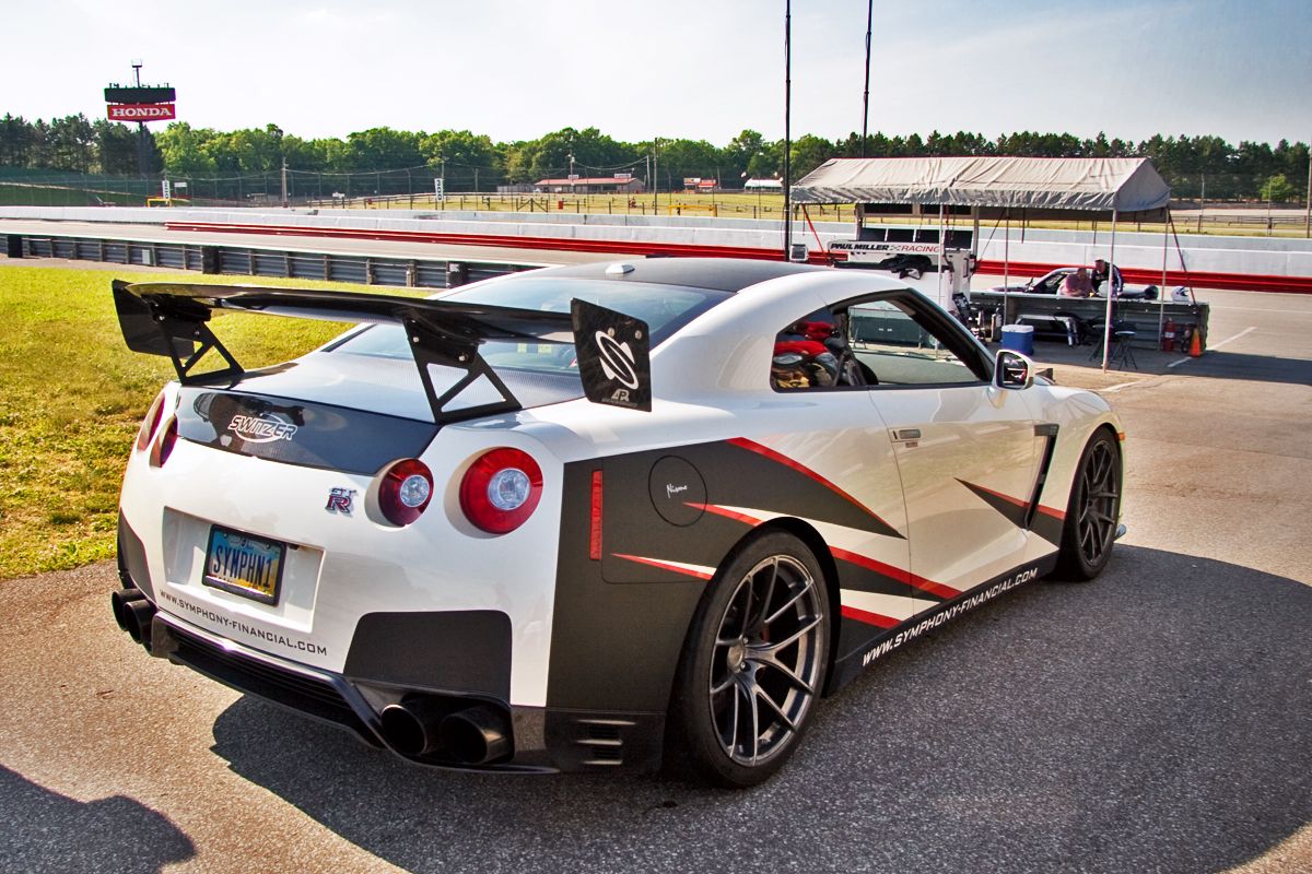 2013 Nissan ClubSport GT-R by Switzer