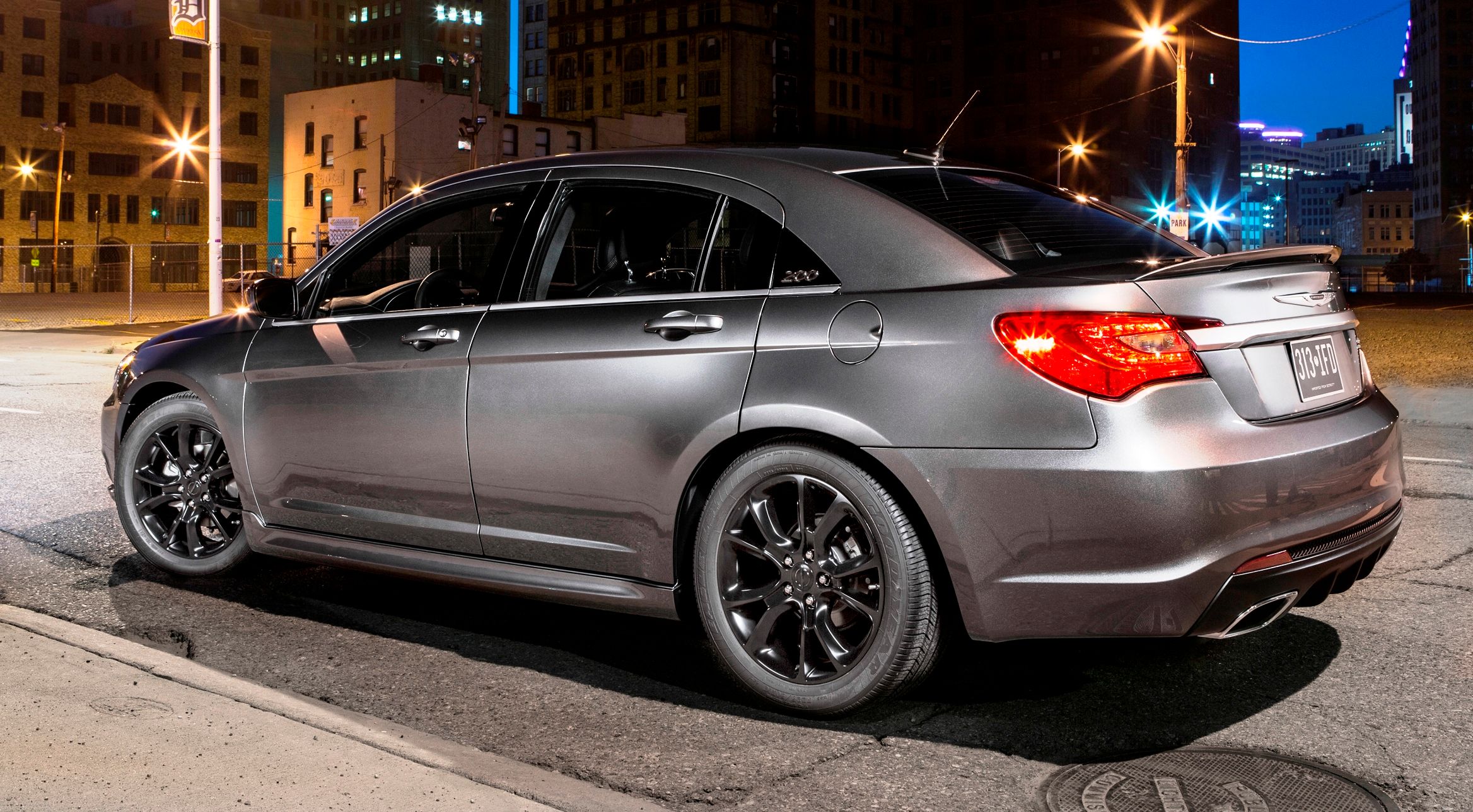 2013 Chrysler 200