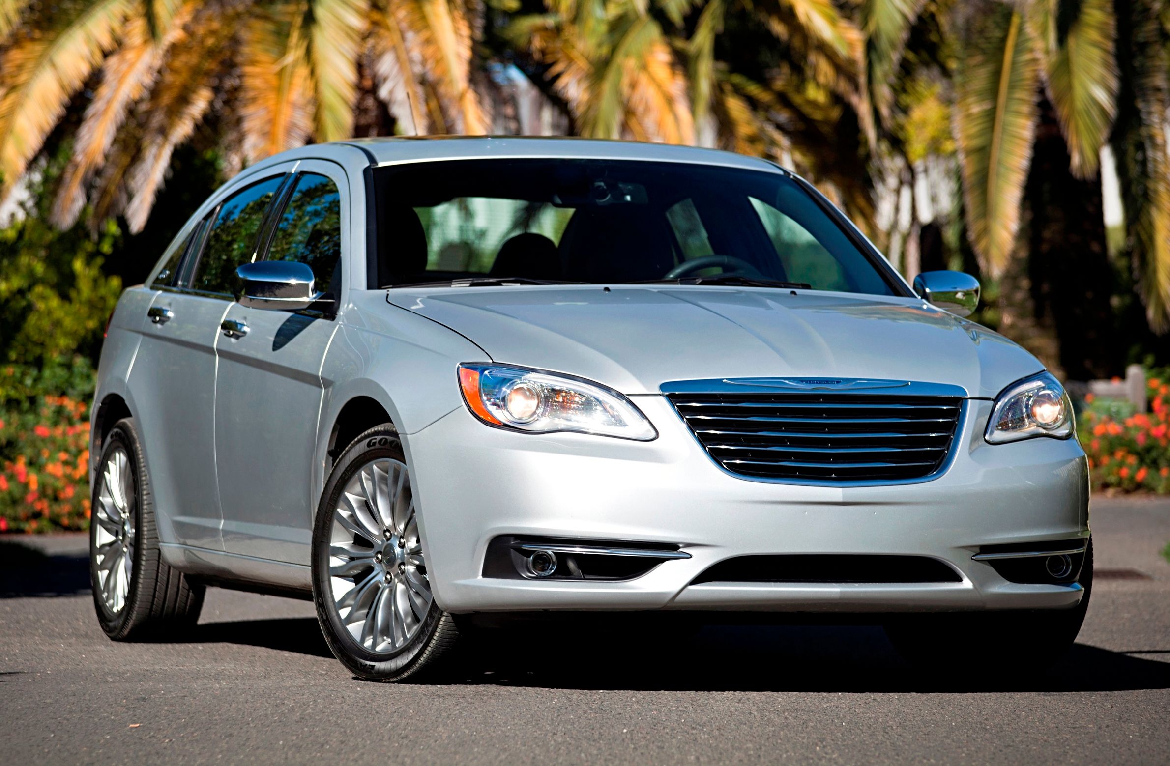 2013 Chrysler 200