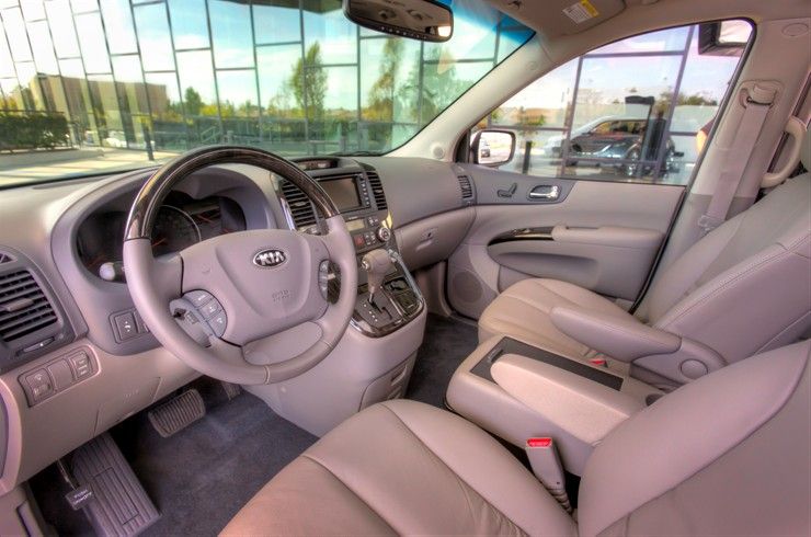 2014 Kia Sedona