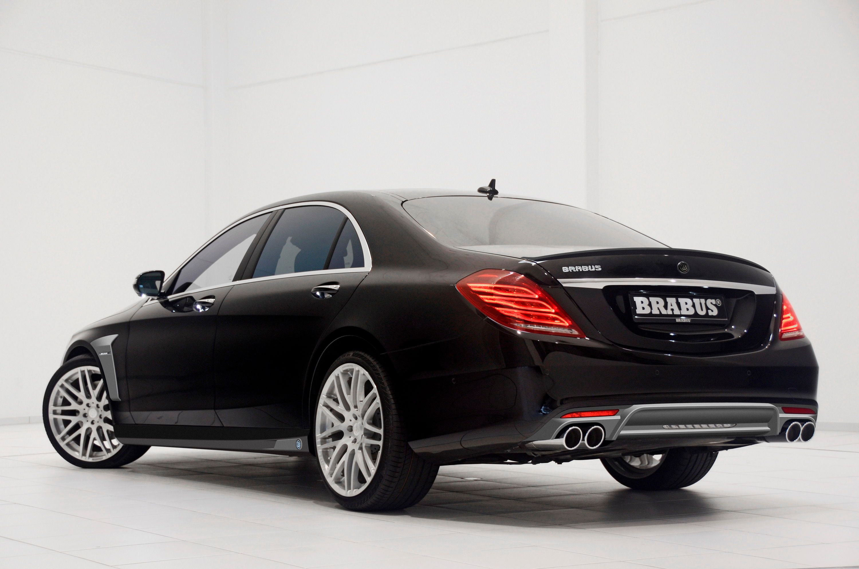 2014 Mercedes S-Class by Brabus