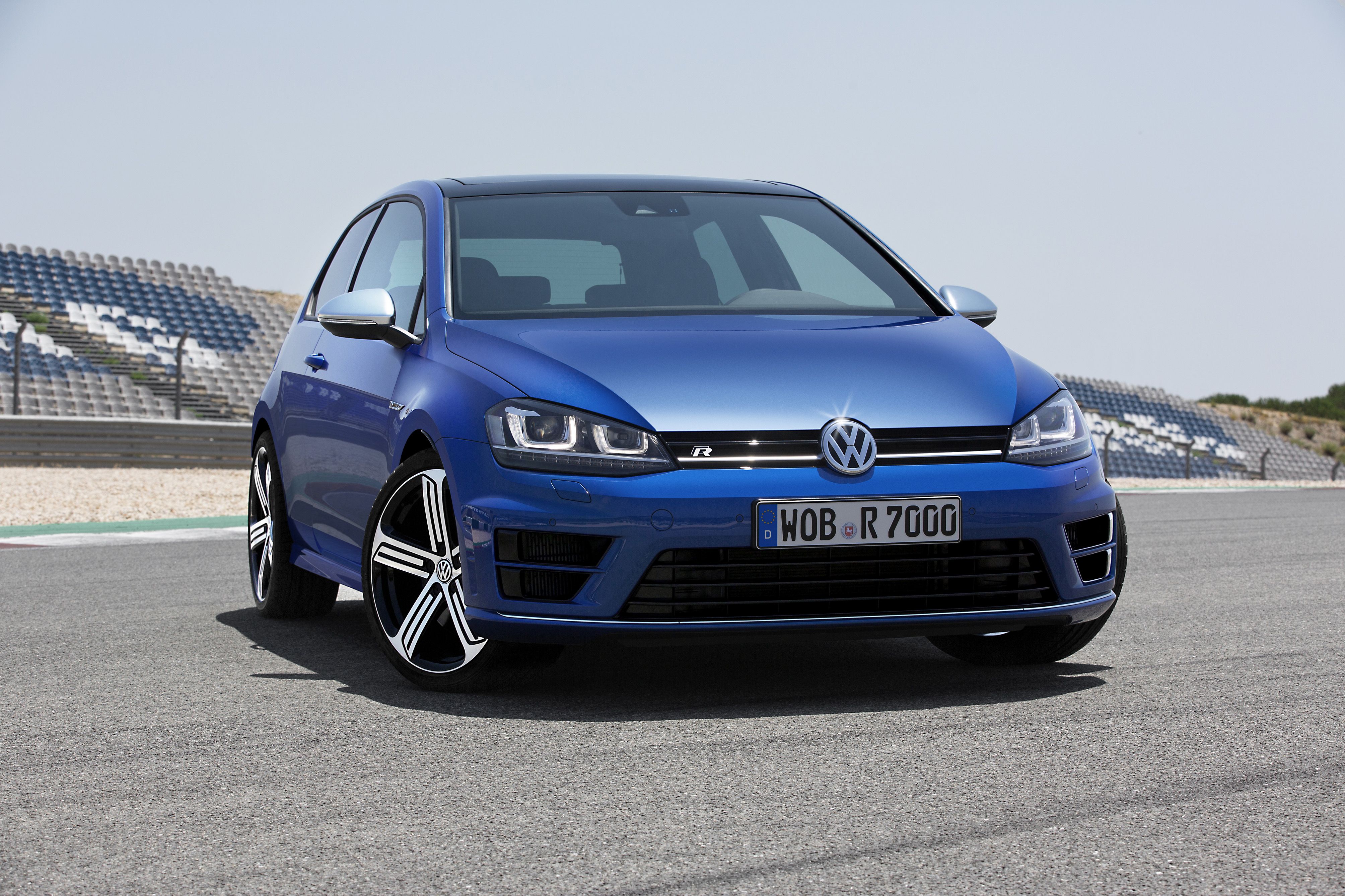 2014 Volkswagen Golf R