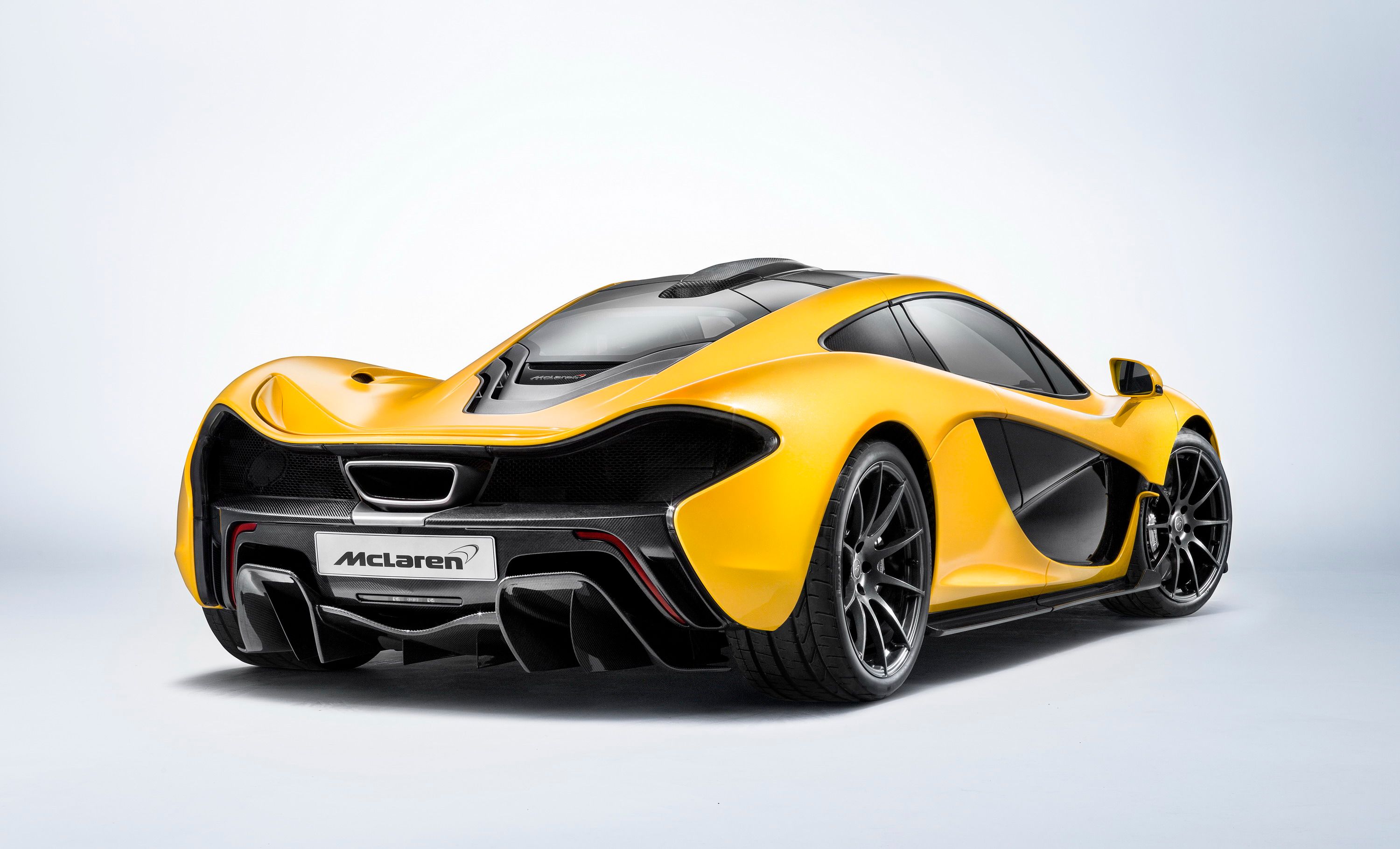 2014 McLaren P1