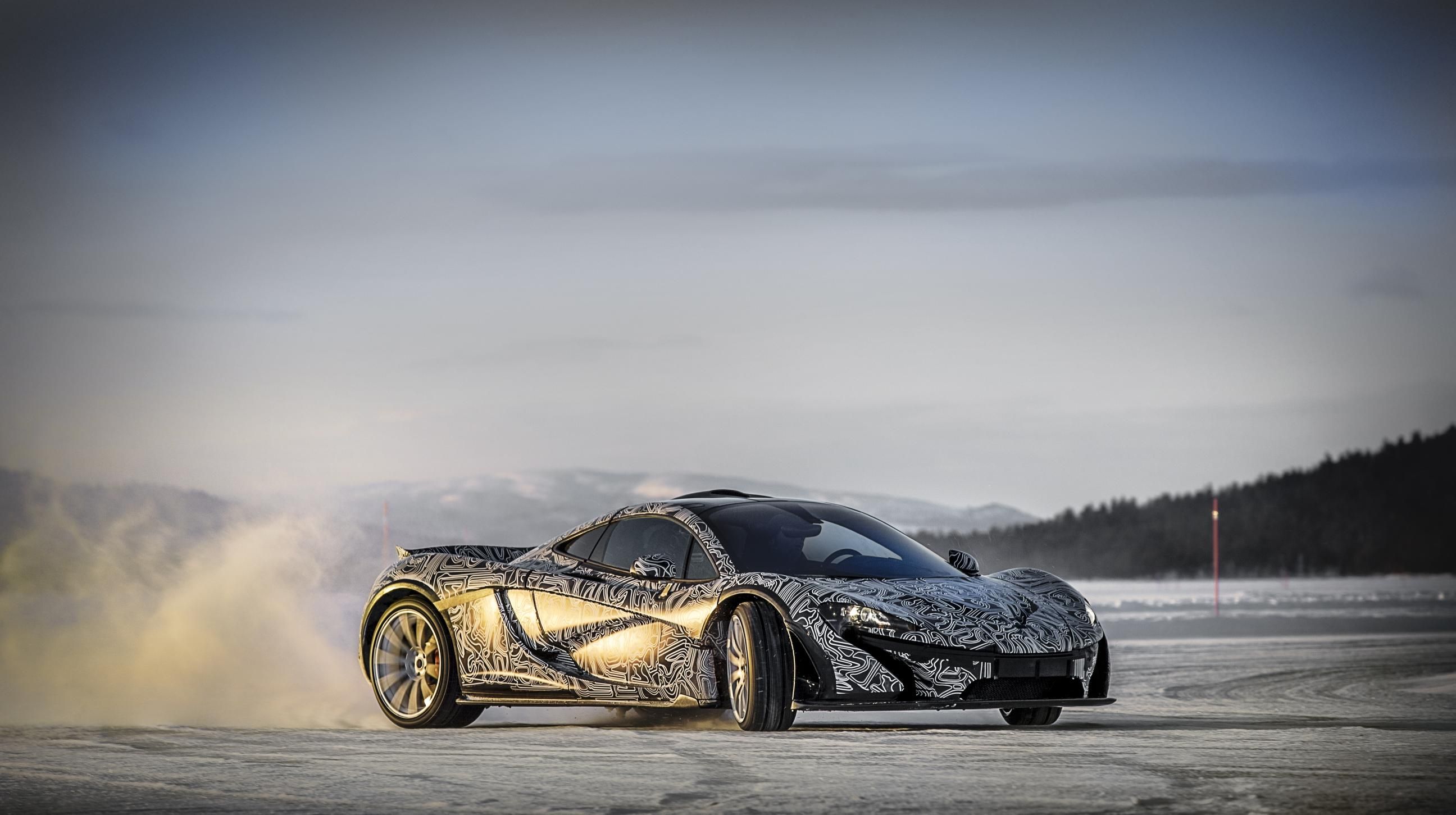 2014 McLaren P1