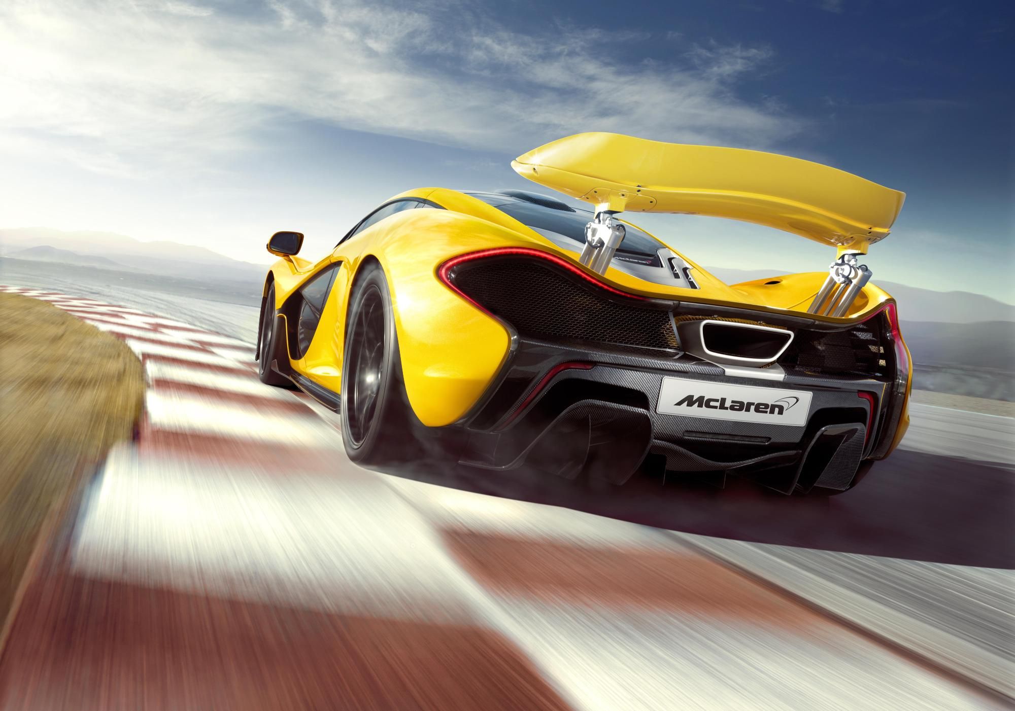 2014 McLaren P1