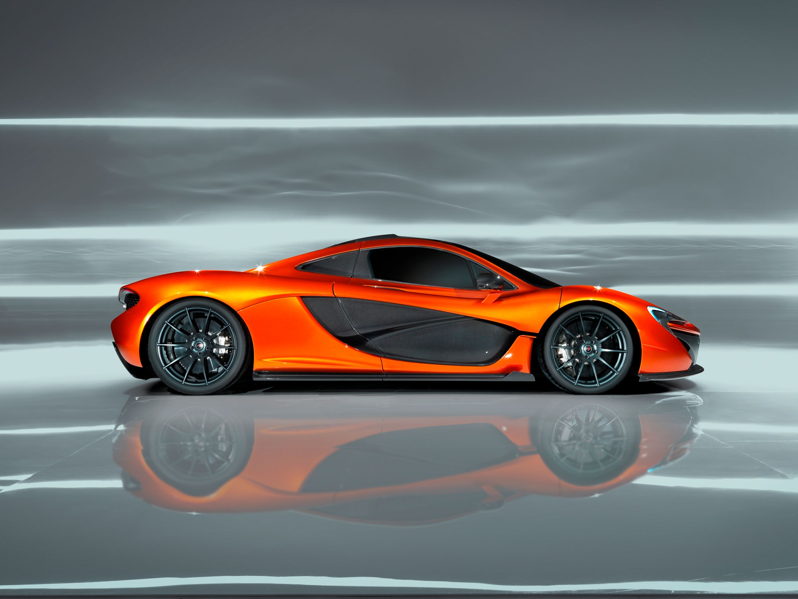 2014 McLaren P1