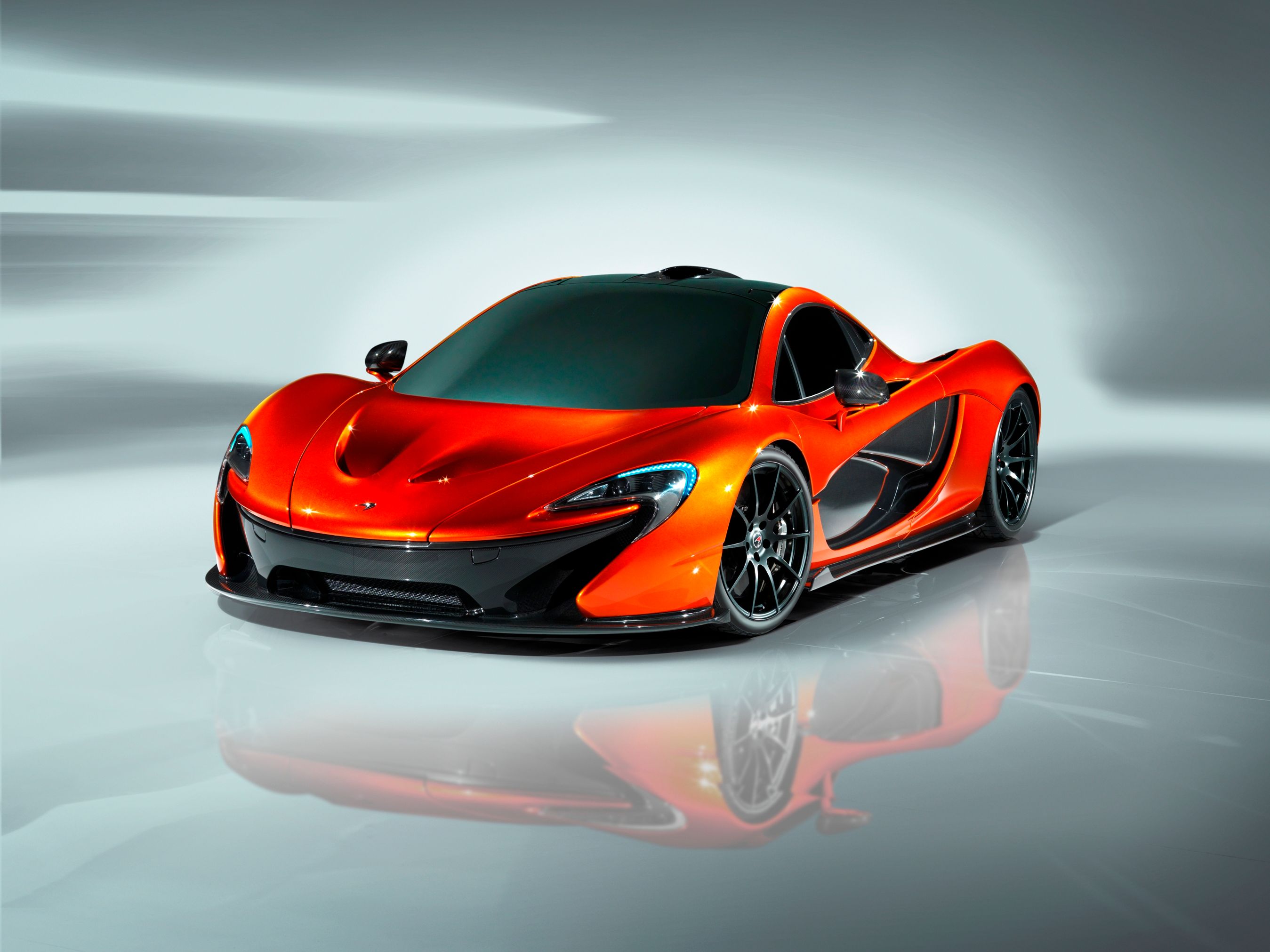 2014 McLaren P1