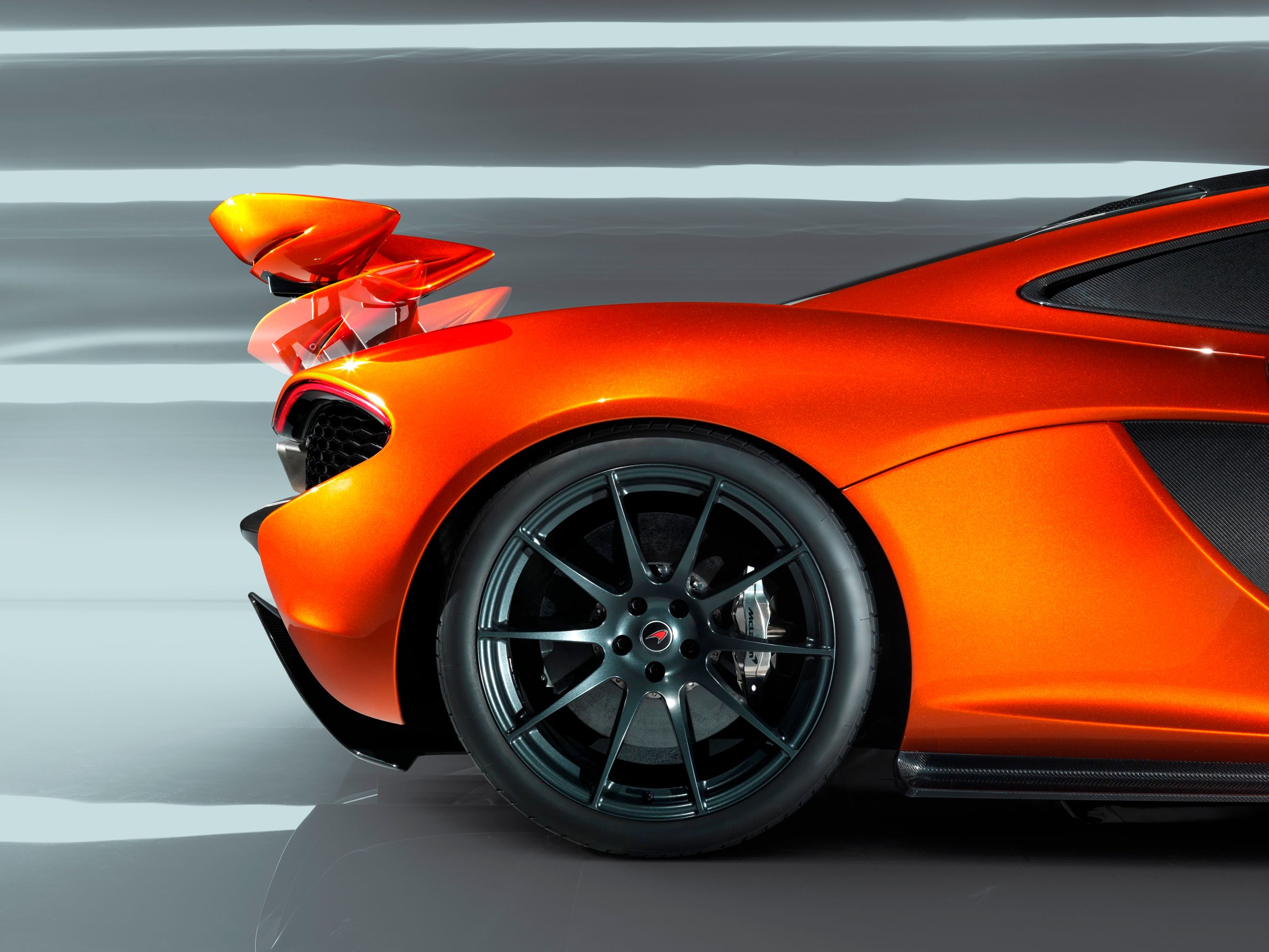 2014 McLaren P1