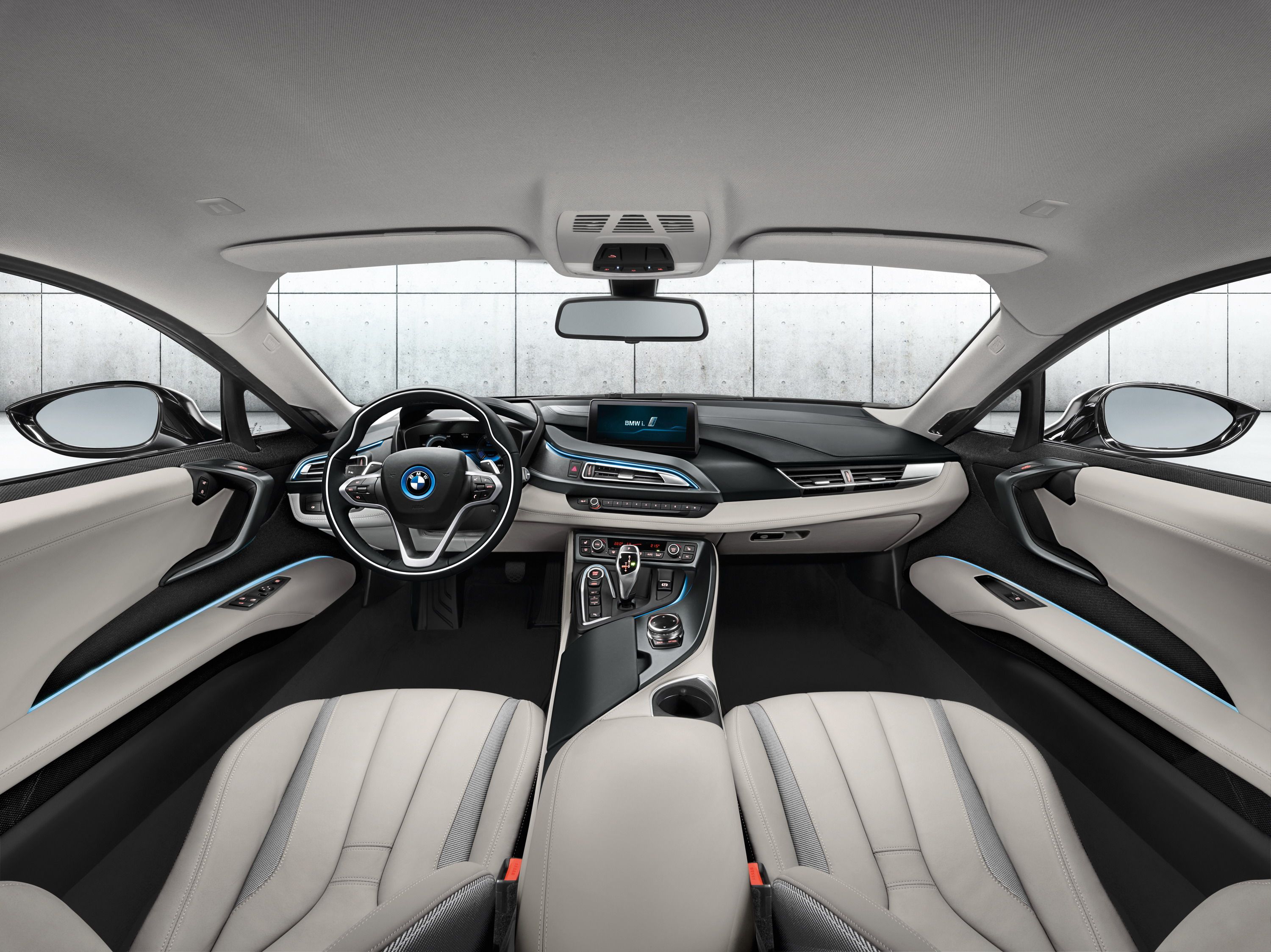 Updated interior with i8-exclusive design