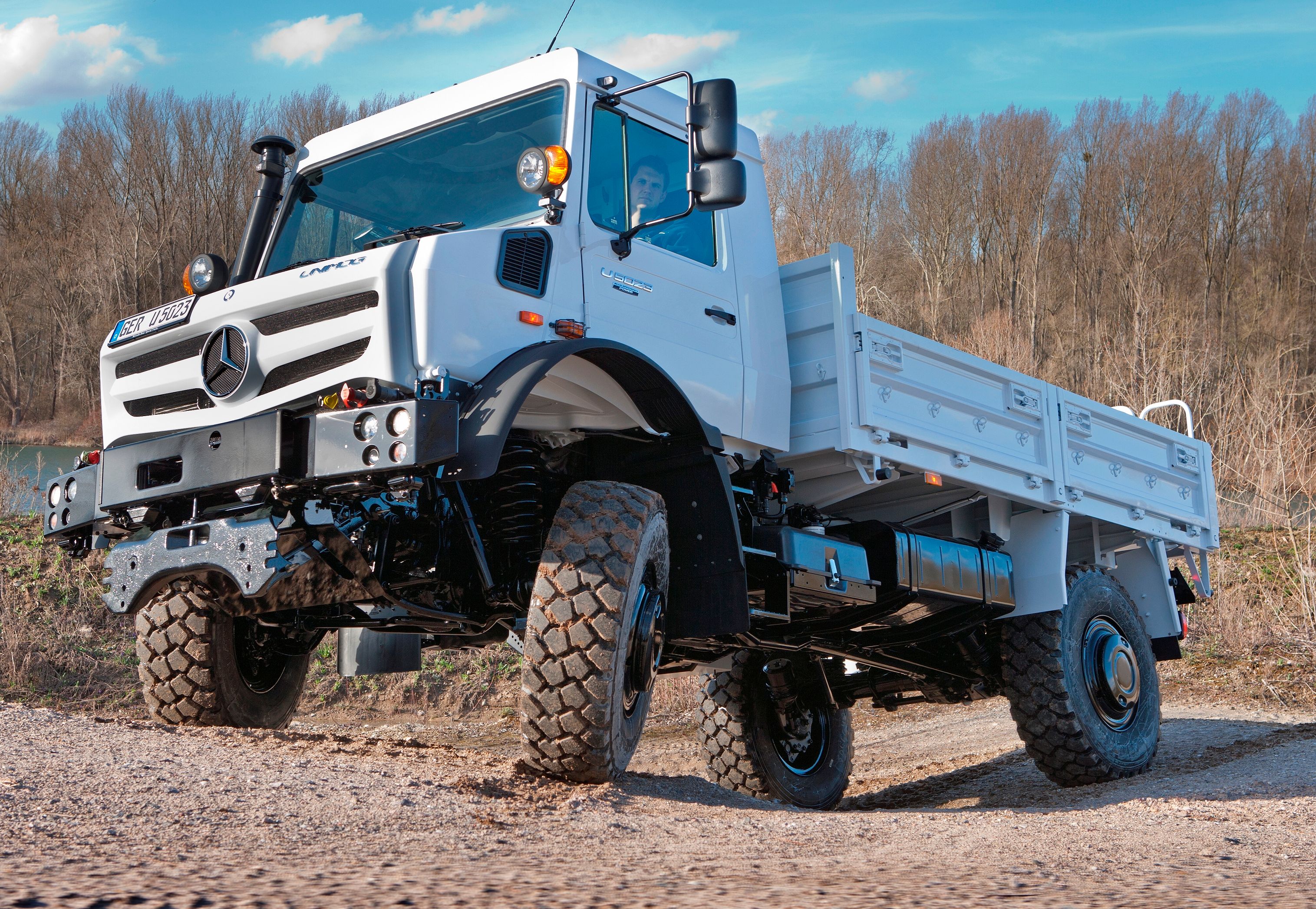 2014 Mercedes-Benz Unimog U5023