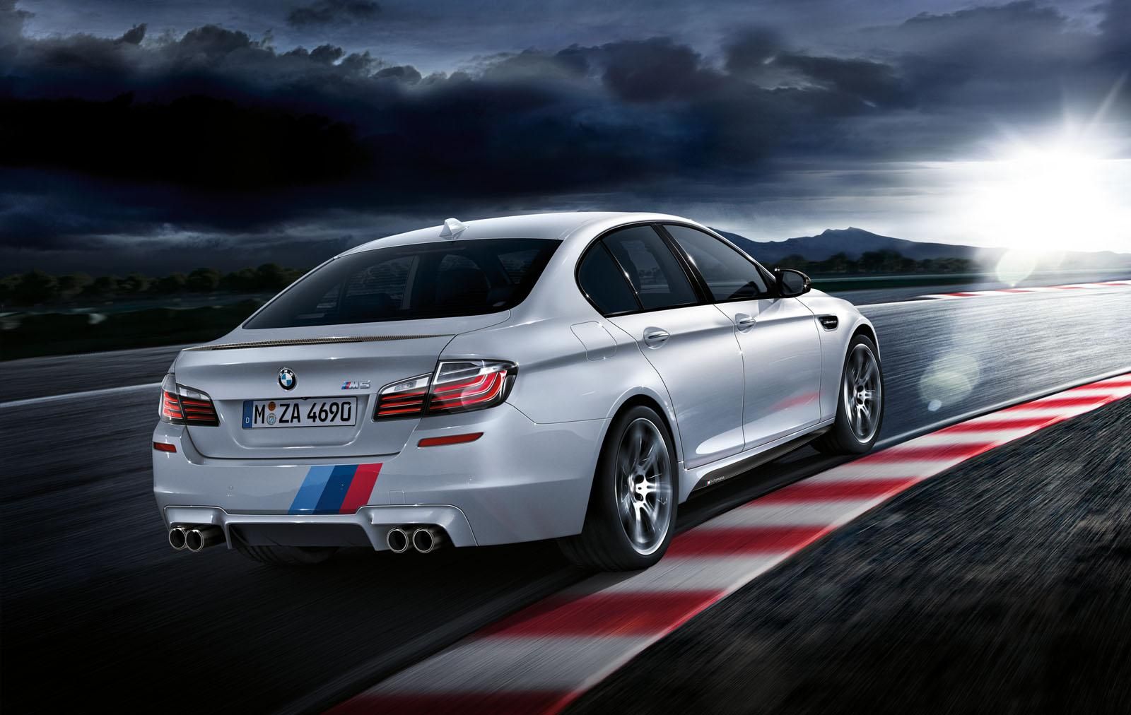 2014 BMW M5 With M Performance Accessories