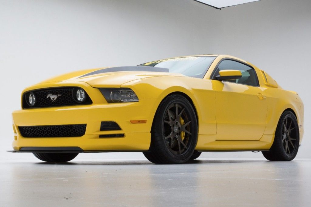 2014 Ford Mustang GT Yellow Jacket