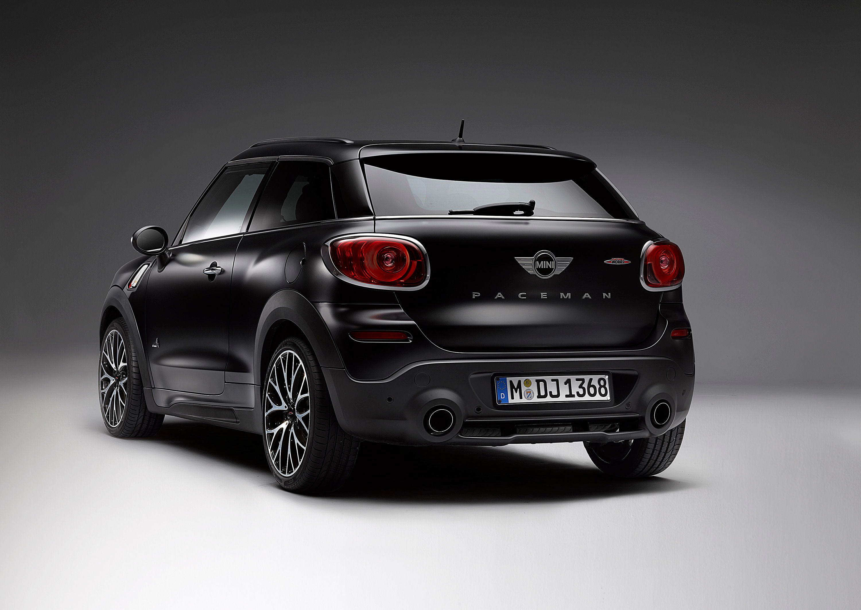 2014 Mini Countryman and Paceman Frozen Black Limited Edition 