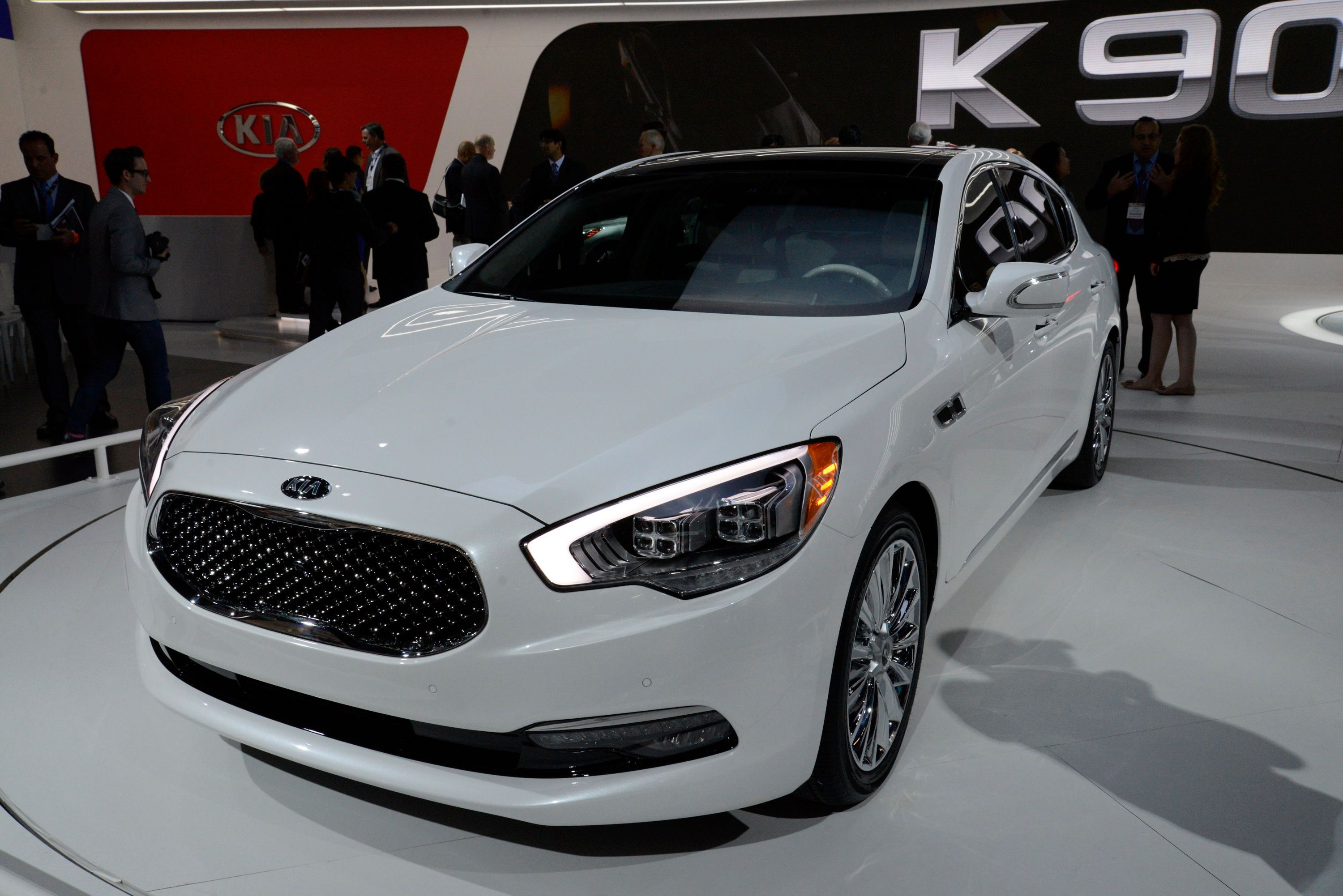 2015 - 2016 Kia K900