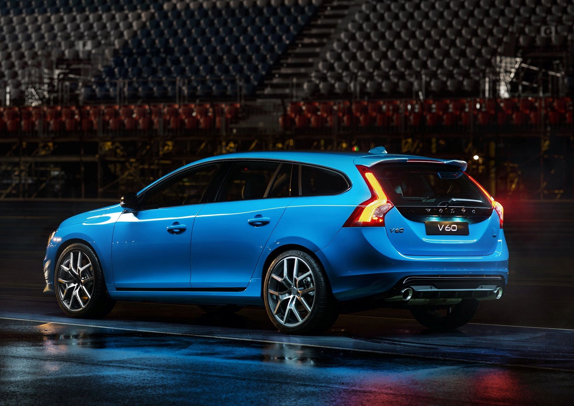 2014-volvo-v60-polestar.jpg?w=