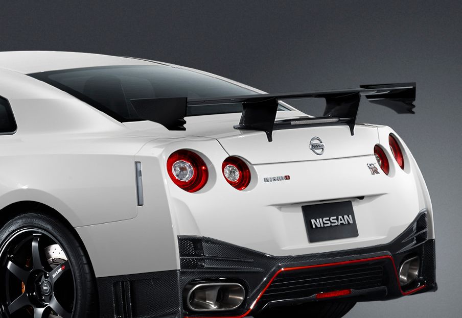 2015 Nissan GT-R Nismo