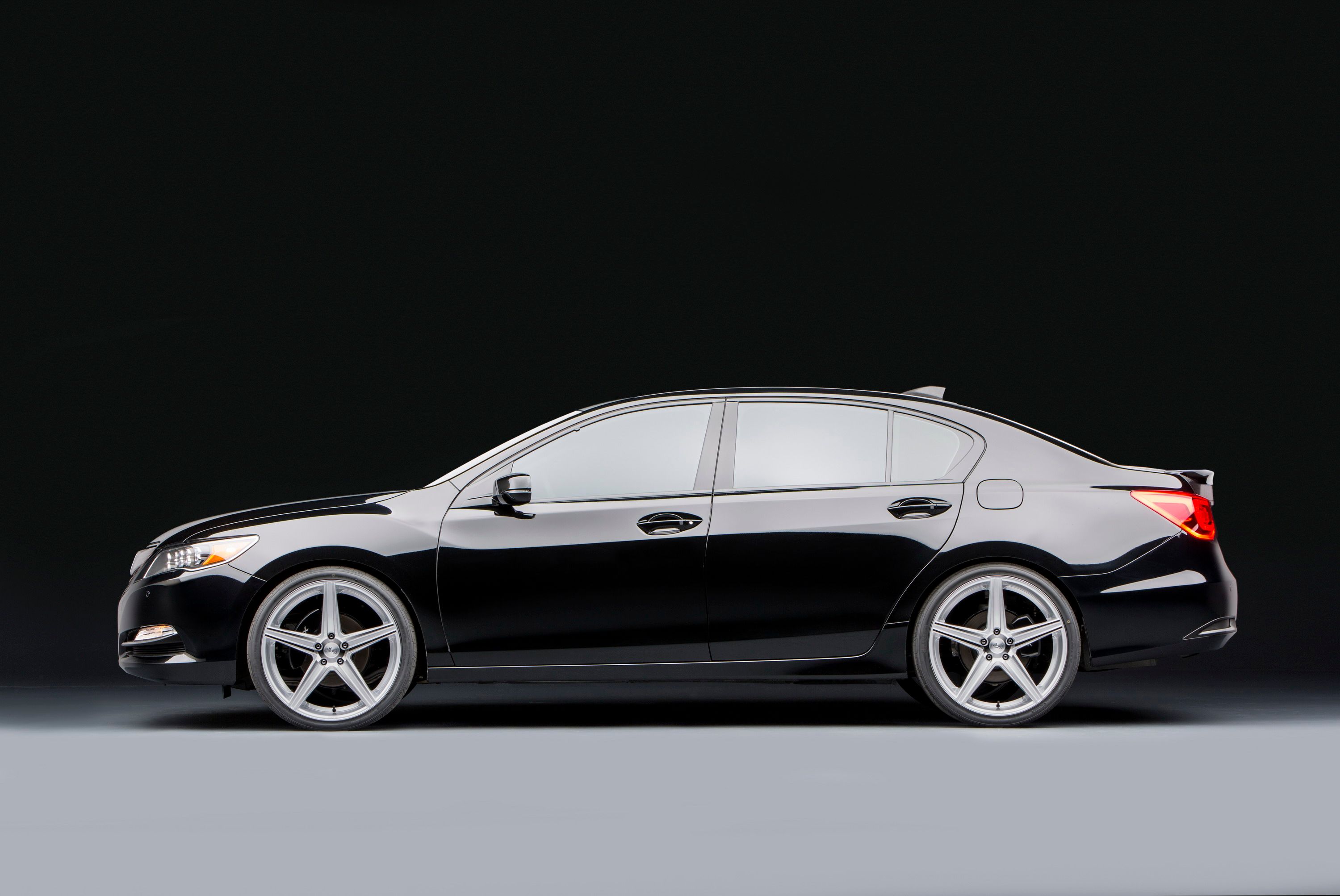 2014 Acura RLX Urban Luxury Sedan