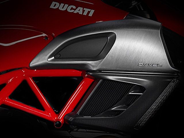 2014 Ducati Diavel Carbon