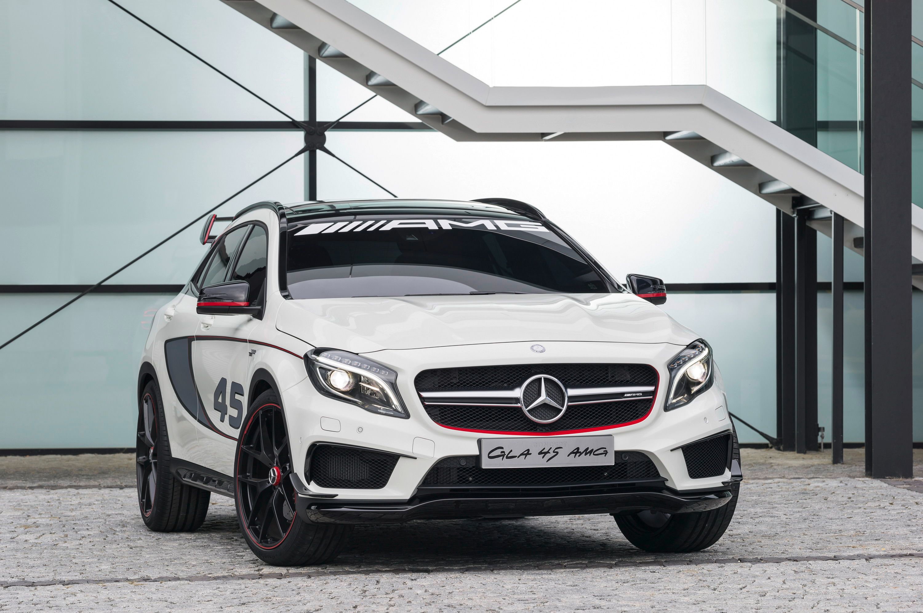 2013 Mercedes GLA 45 AMG Concept